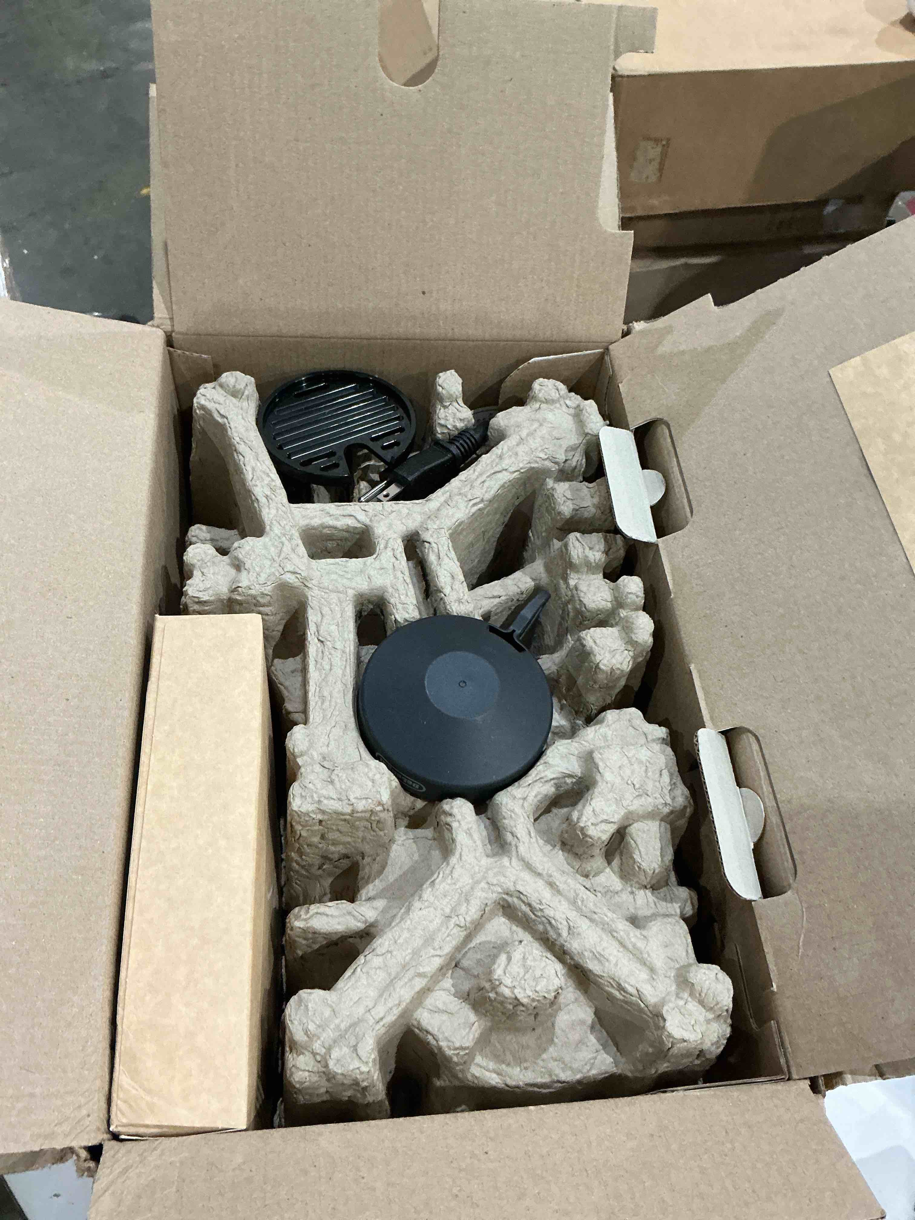 Condition photo showing As Is for nespresso vertuo next coffee and espresso maker by de'longhi machine only jade