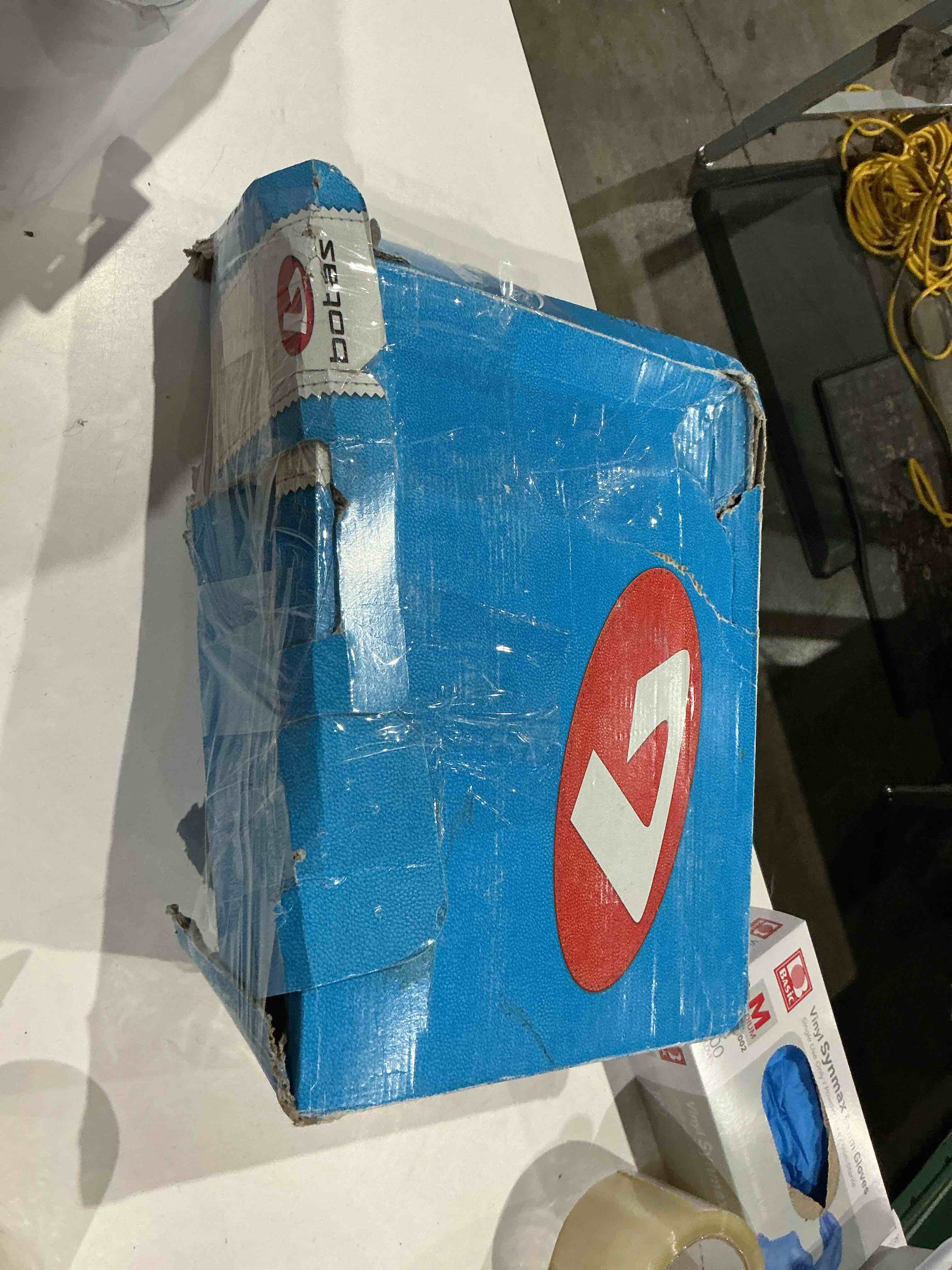 https://s3.amazonaws.com/lotting-images-prod/bidfta/PNK4809701_1789558420311.jpeg