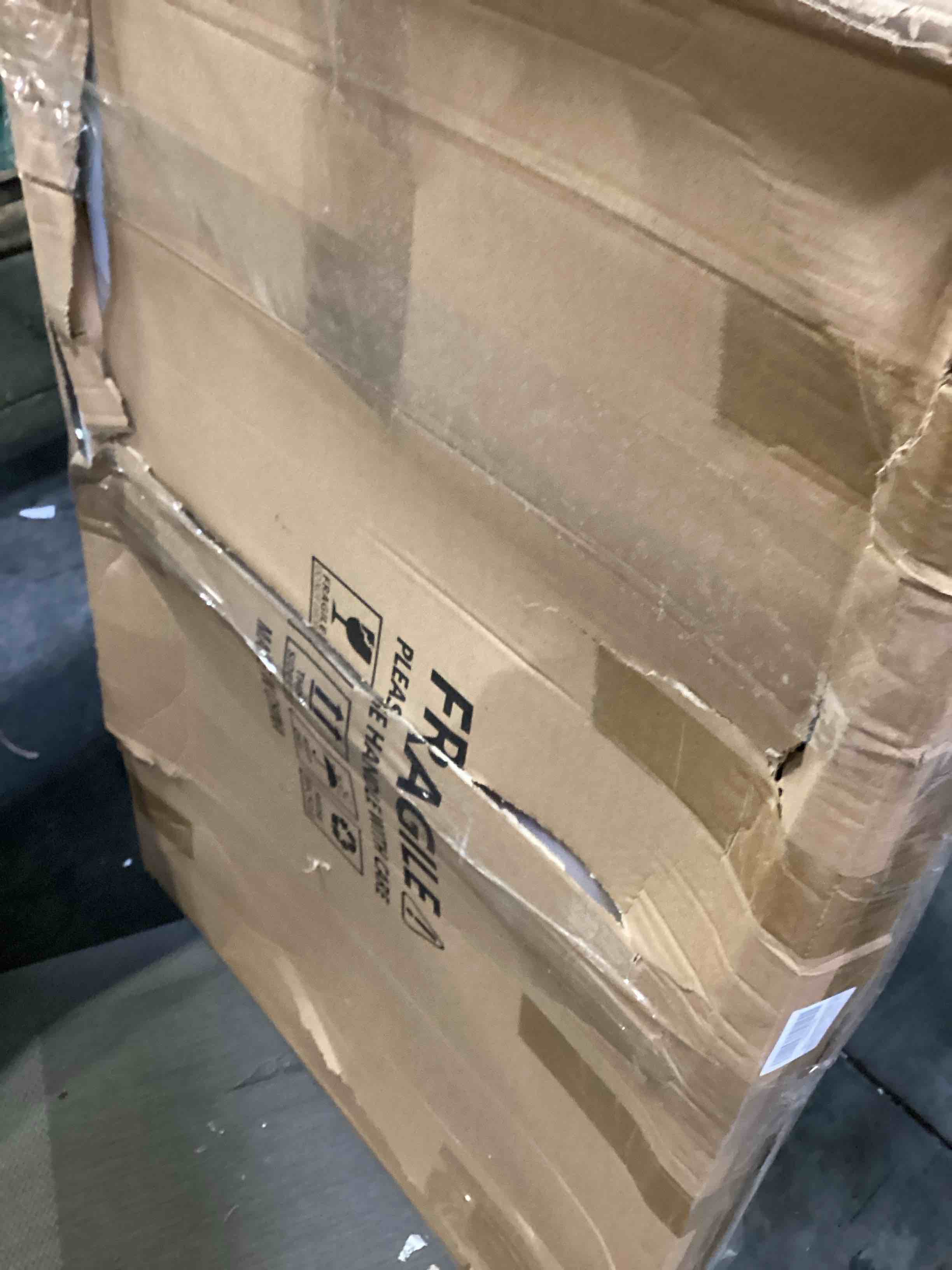 https://s3.amazonaws.com/lotting-images-prod/bidfta/PNK4851494_1777386327834.jpeg