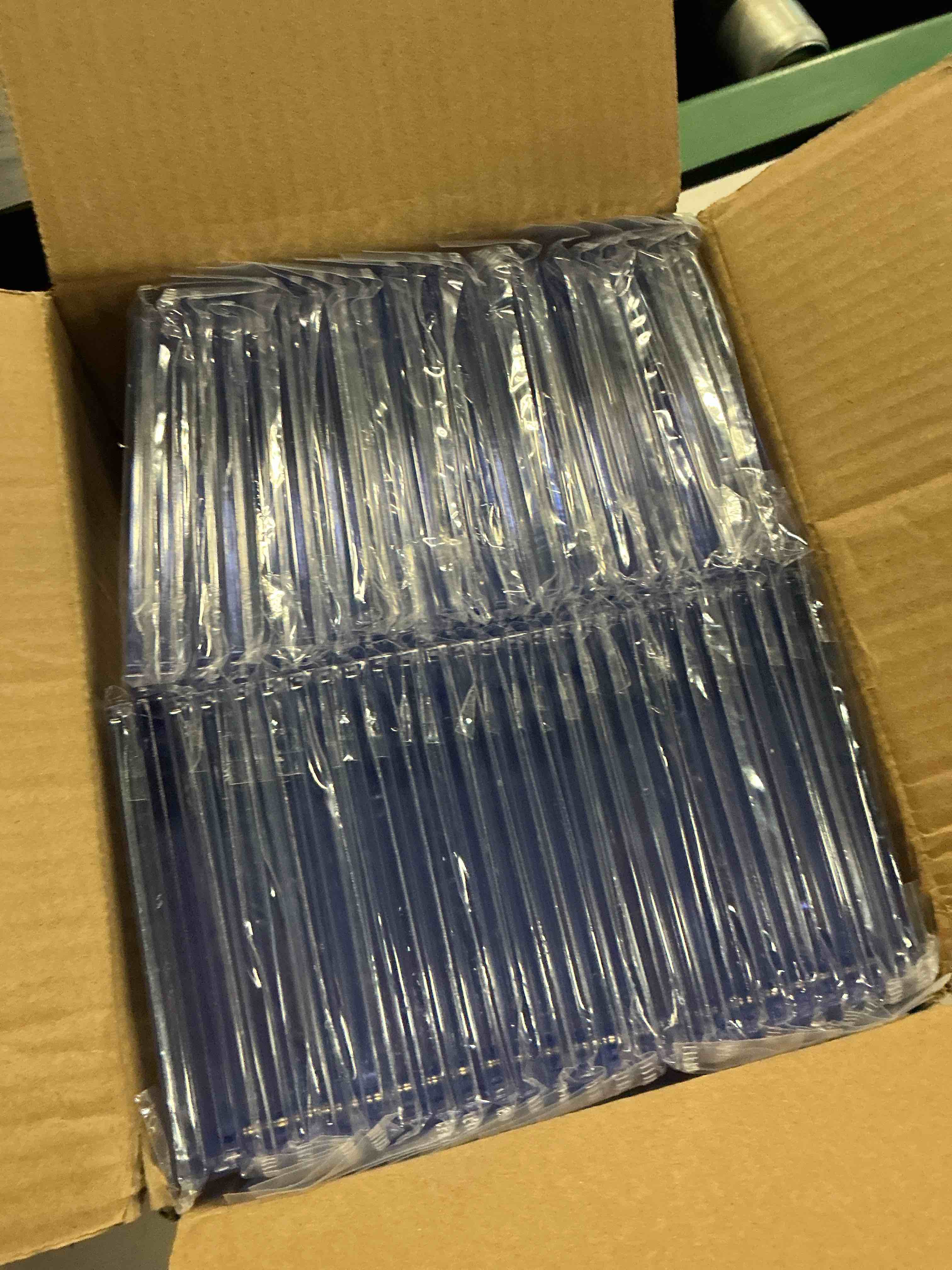 Condition photo showing New/Like New for 50ct magnetic card holder, 35pt single touch, u-v protectors hard plastic for trading cards, magnet case, sports, game, football, baseball 50 pack