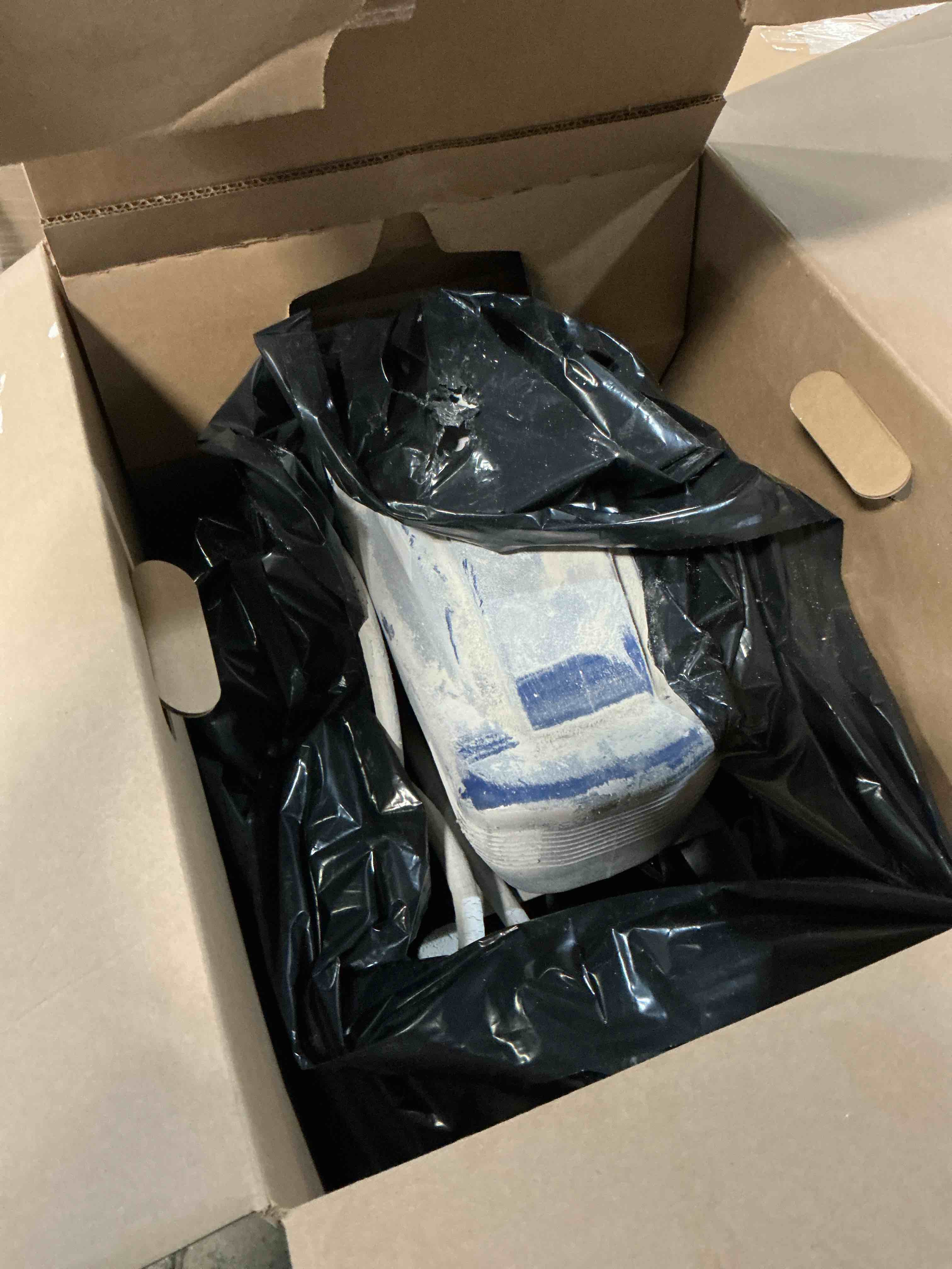Condition photo showing As Is for graco magnum 262805 x7 cart airless paint sprayer, gray magnum x7 airless paint sprayer
