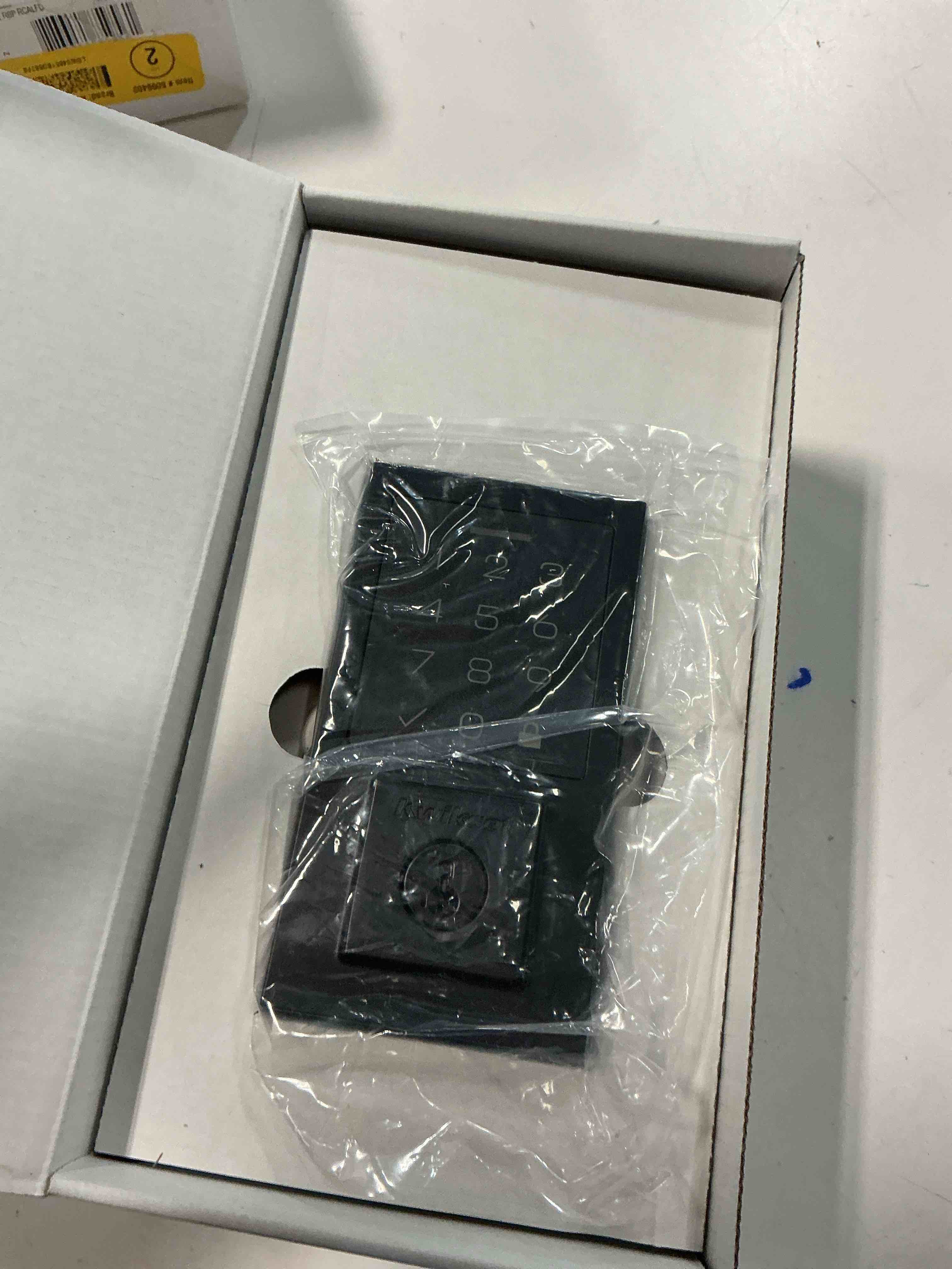 Condition photo showing Good Condition for kwikset 9270cnt-514s contemporary smartcode touchpad electronic deadbolt smartkey matte black finish