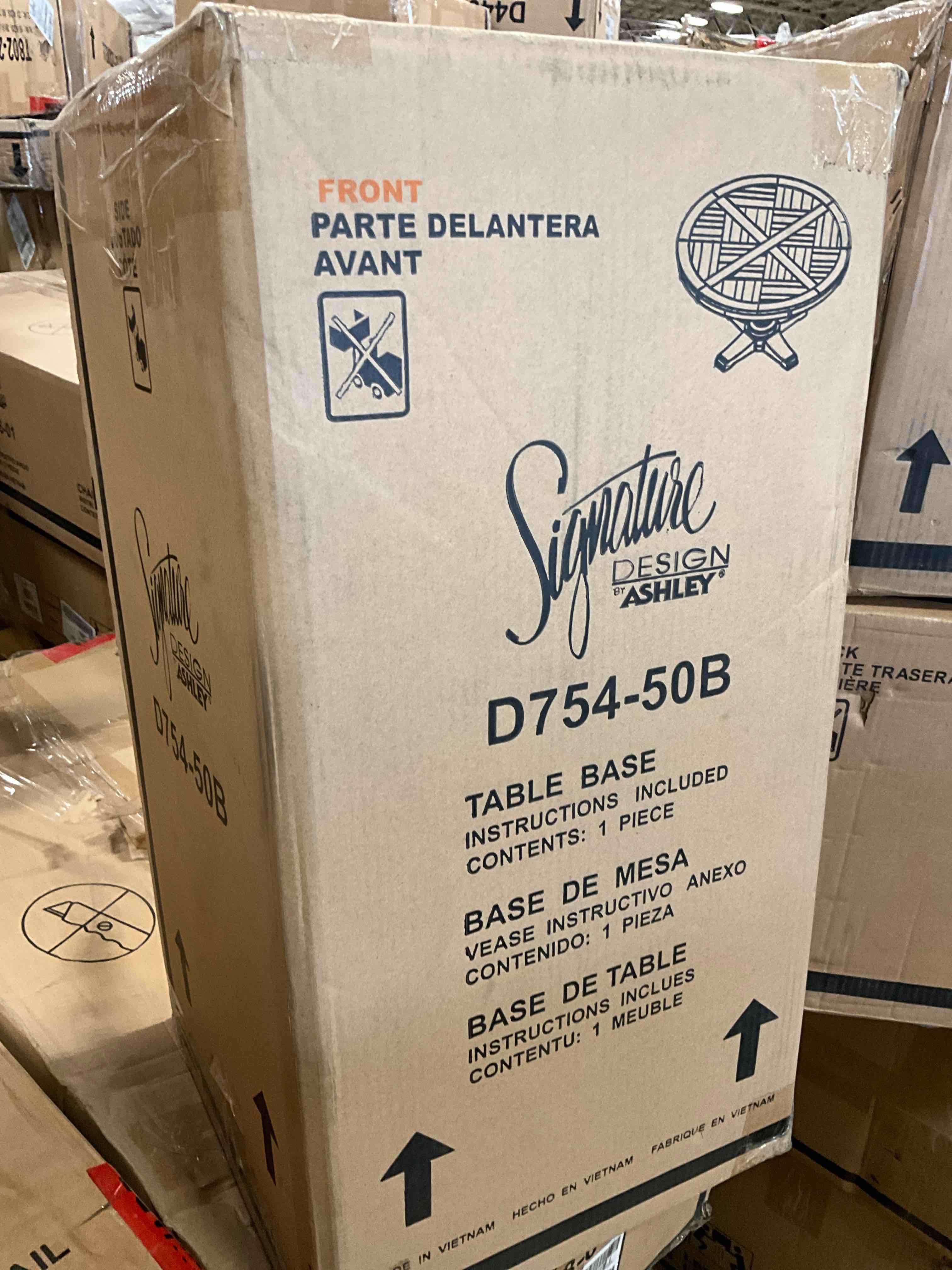 Condition photo showing New/Like New for grindleburg round dining room table base