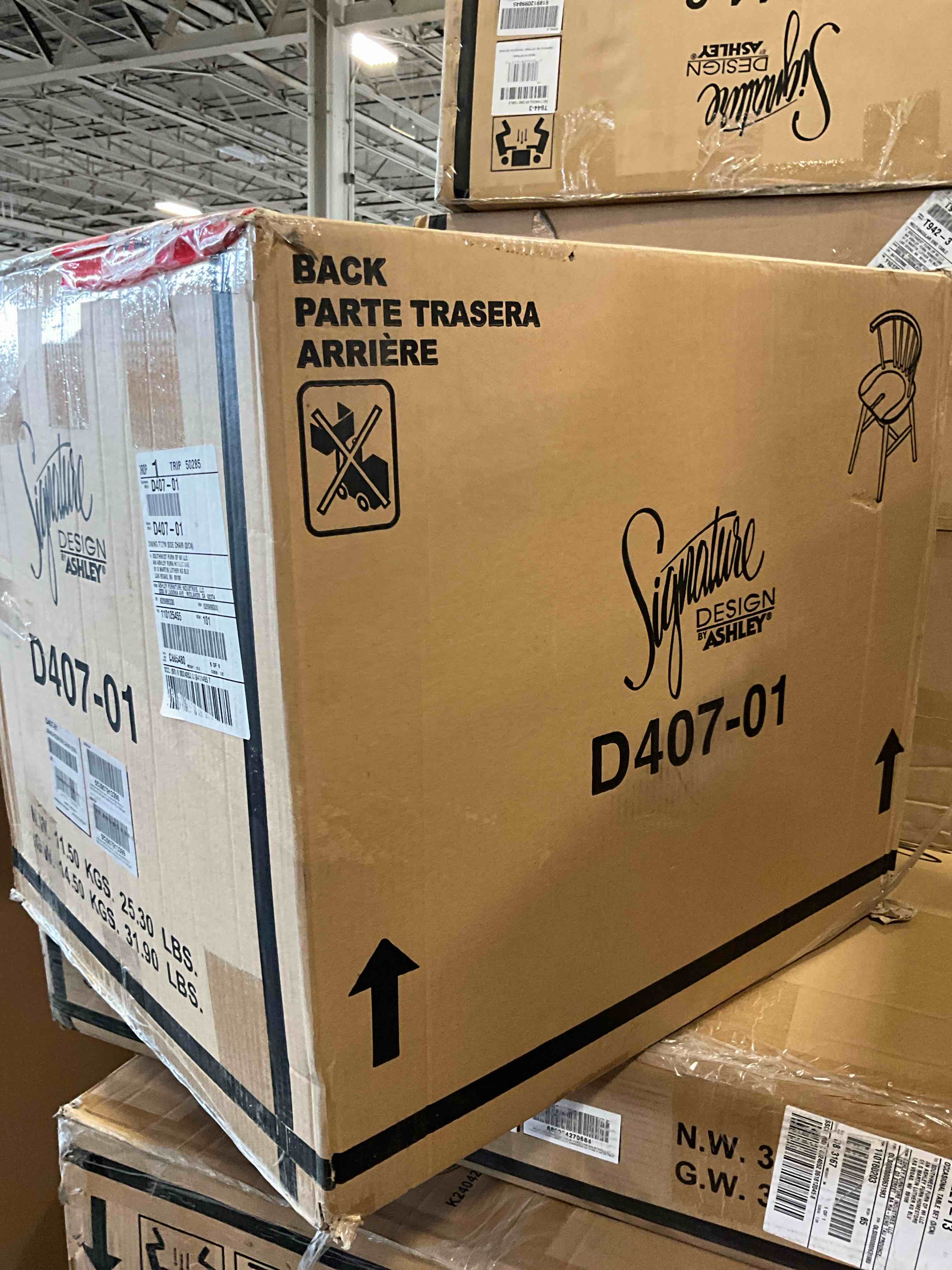 Condition photo showing New/Like New for grannen modern spindle back dining chair  set of 2  white