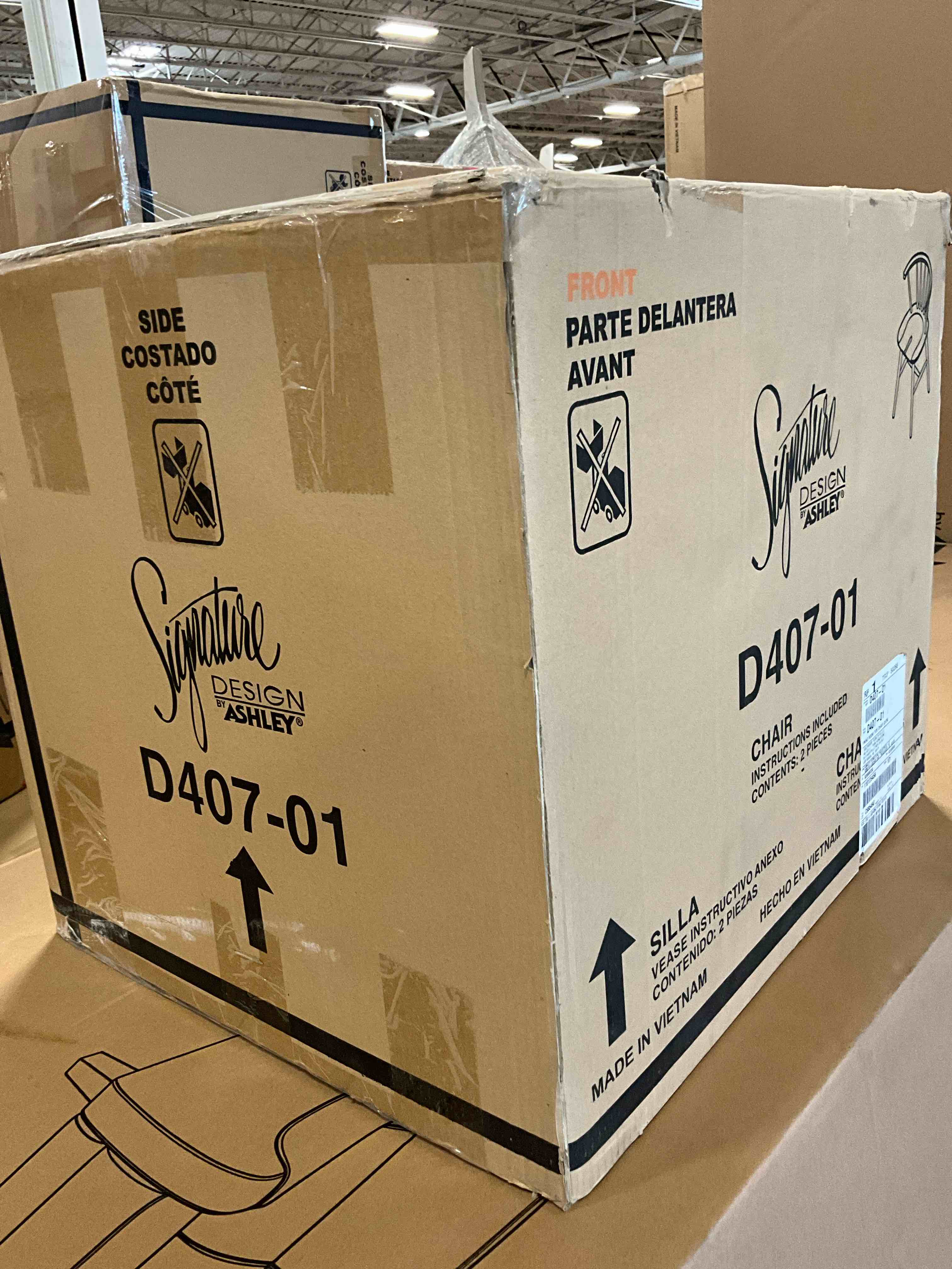 Condition photo showing New/Like New for grannen modern 18" spindle back dining chair, 2 count, white