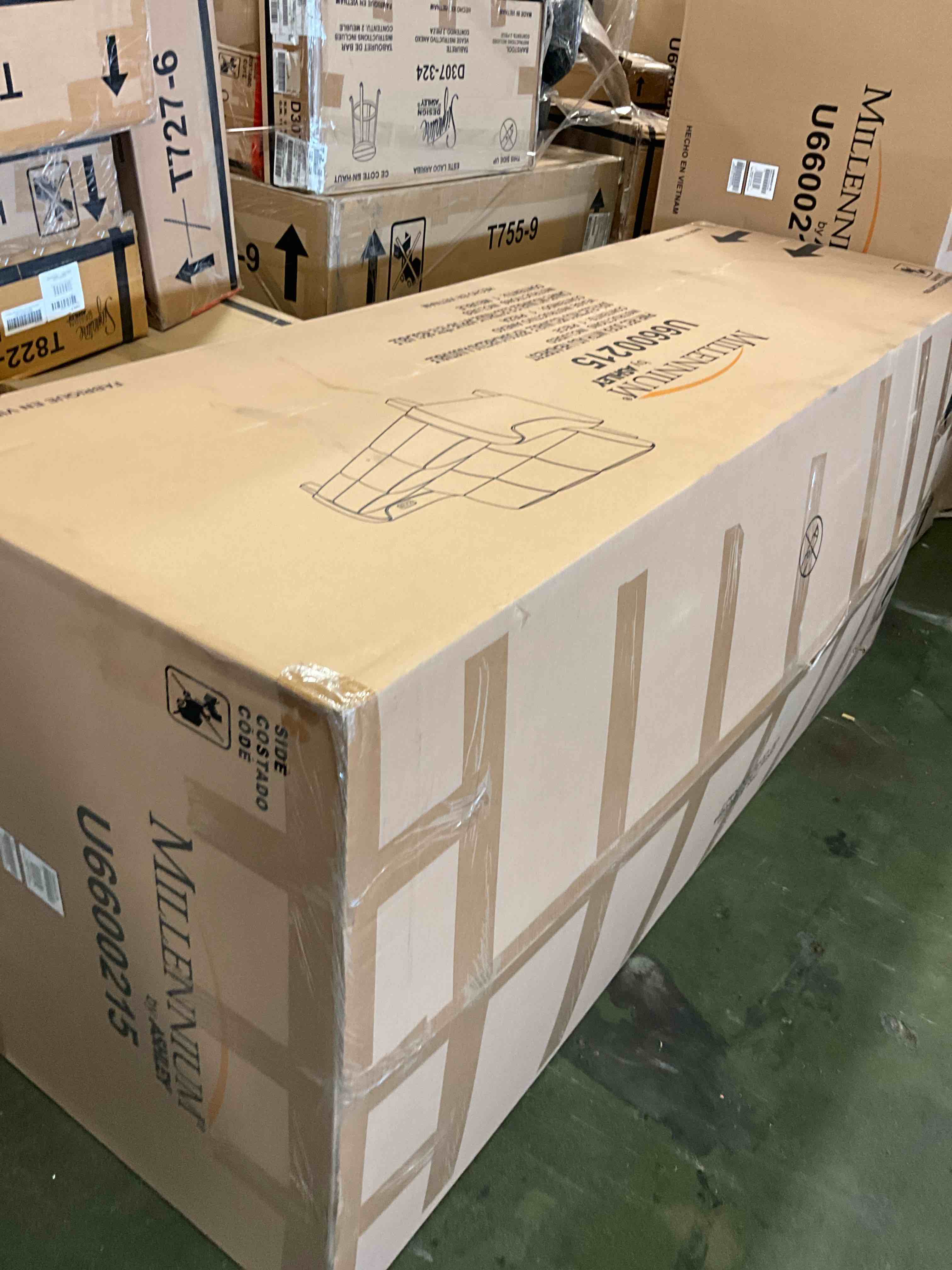 Condition photo showing New/Like New for mosswell dual power leather reclining sofa