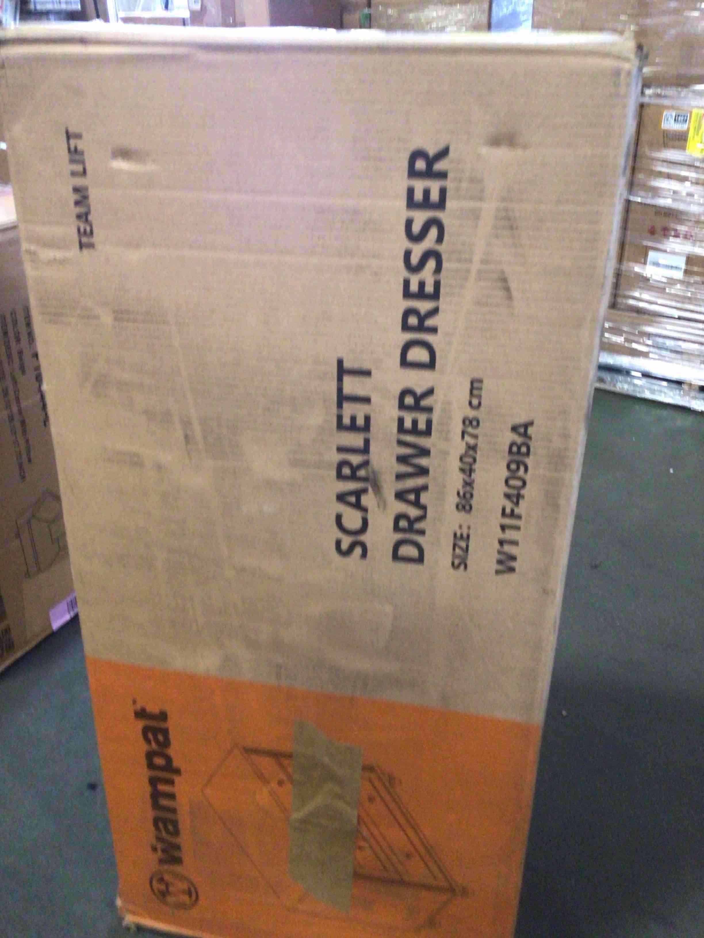 Condition photo showing New/Like New for della vario series 18000 btu 21 seer2 mini split heat pump ac - up to 1000 sq.ft. della vario series 18000 btu 21 seer2 mini split heat pump ac - up to 1000 sq.ft.
