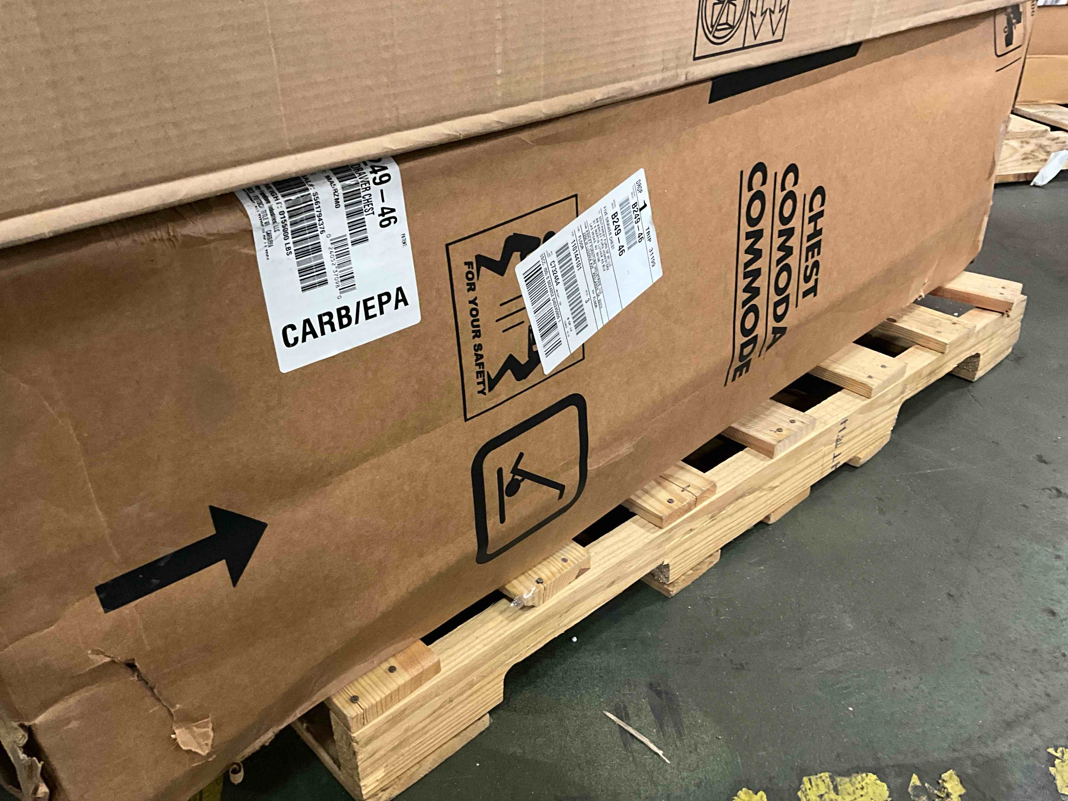 https://s3.amazonaws.com/lotting-images-prod/bidfta/PNK4870474_1776788375837.jpeg