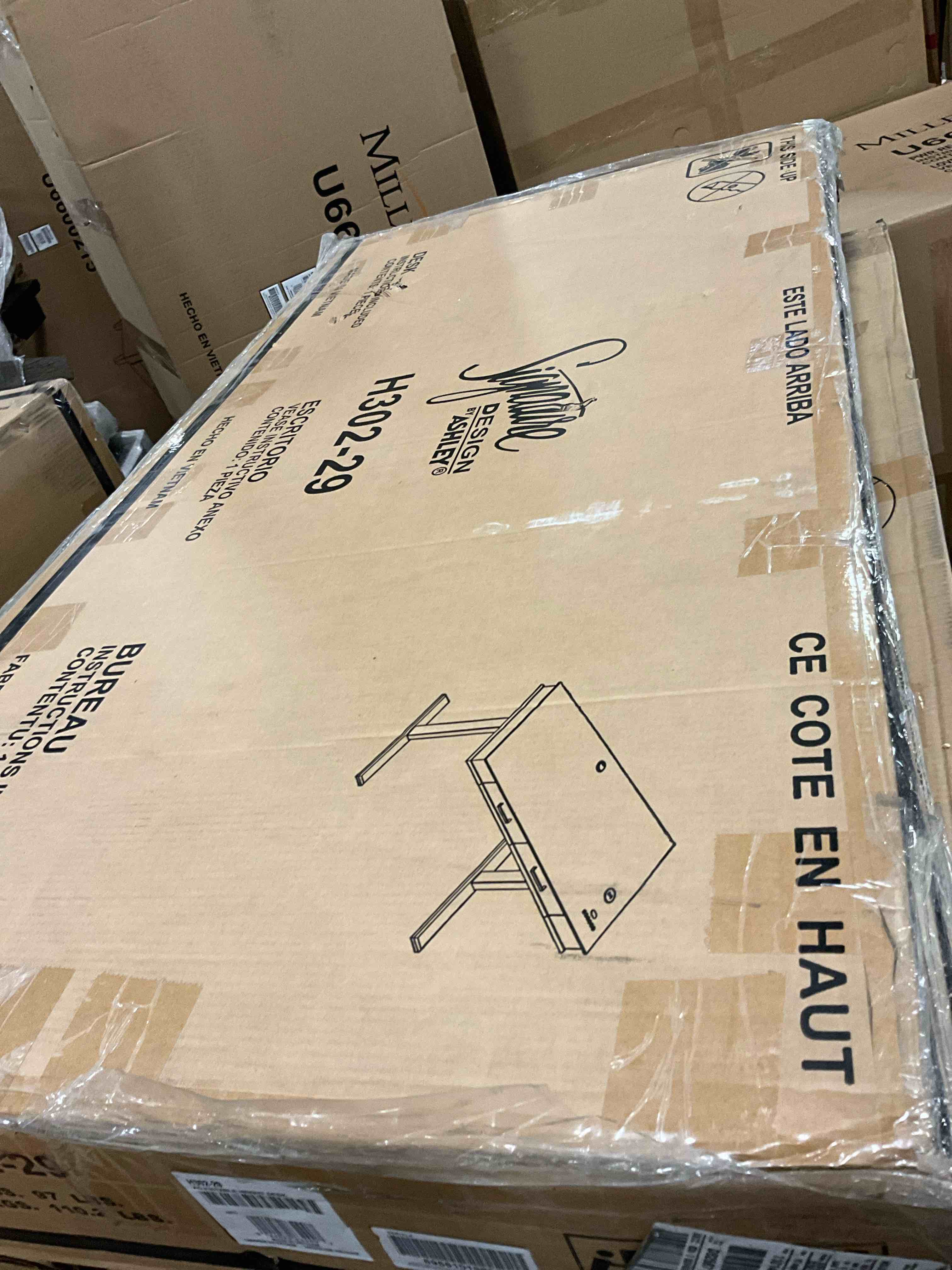 https://s3.amazonaws.com/lotting-images-prod/bidfta/PNK4870622_1777473005217.jpeg