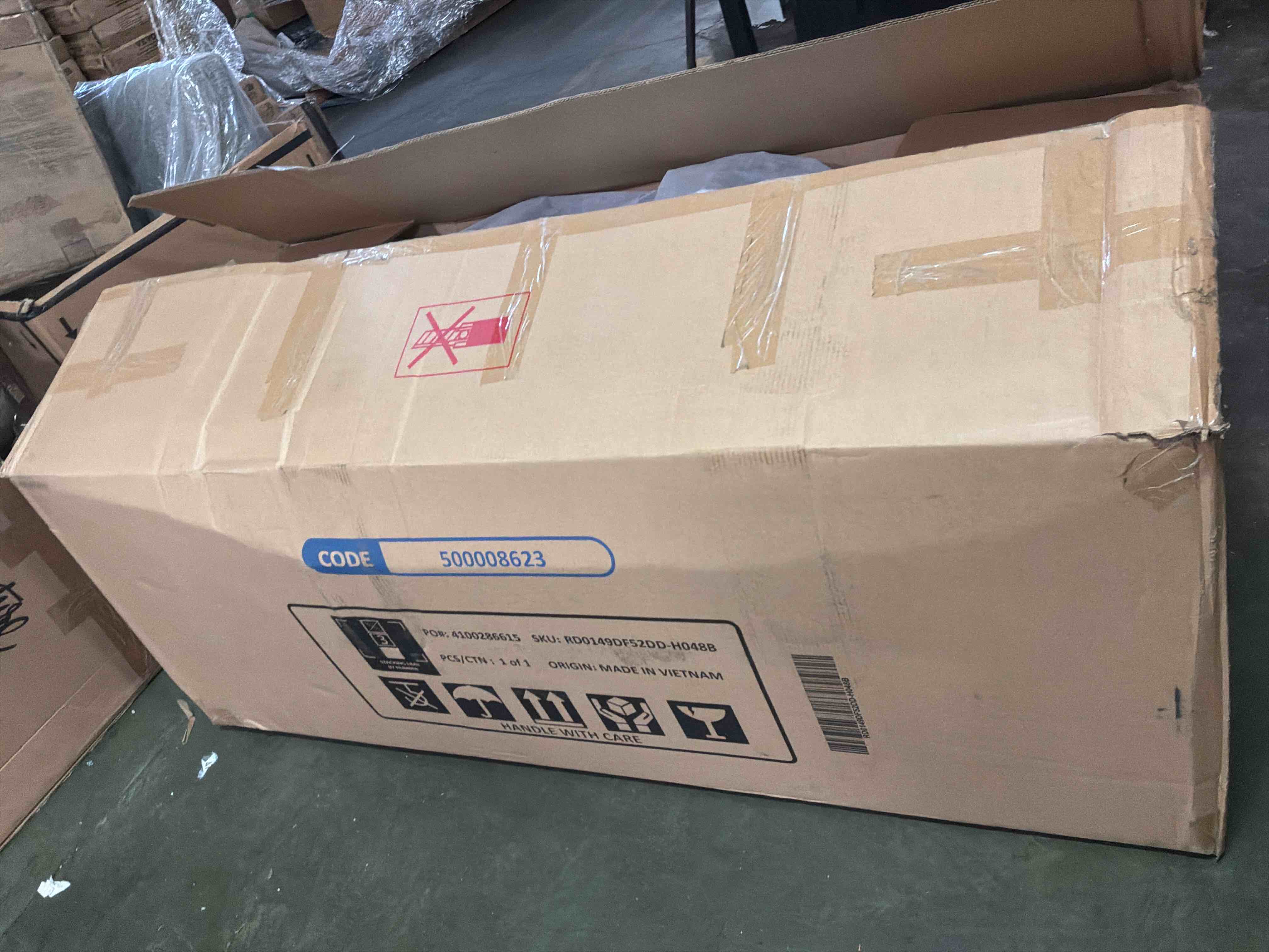 https://s3.amazonaws.com/lotting-images-prod/bidfta/PNK4870634_1777485641827.jpeg