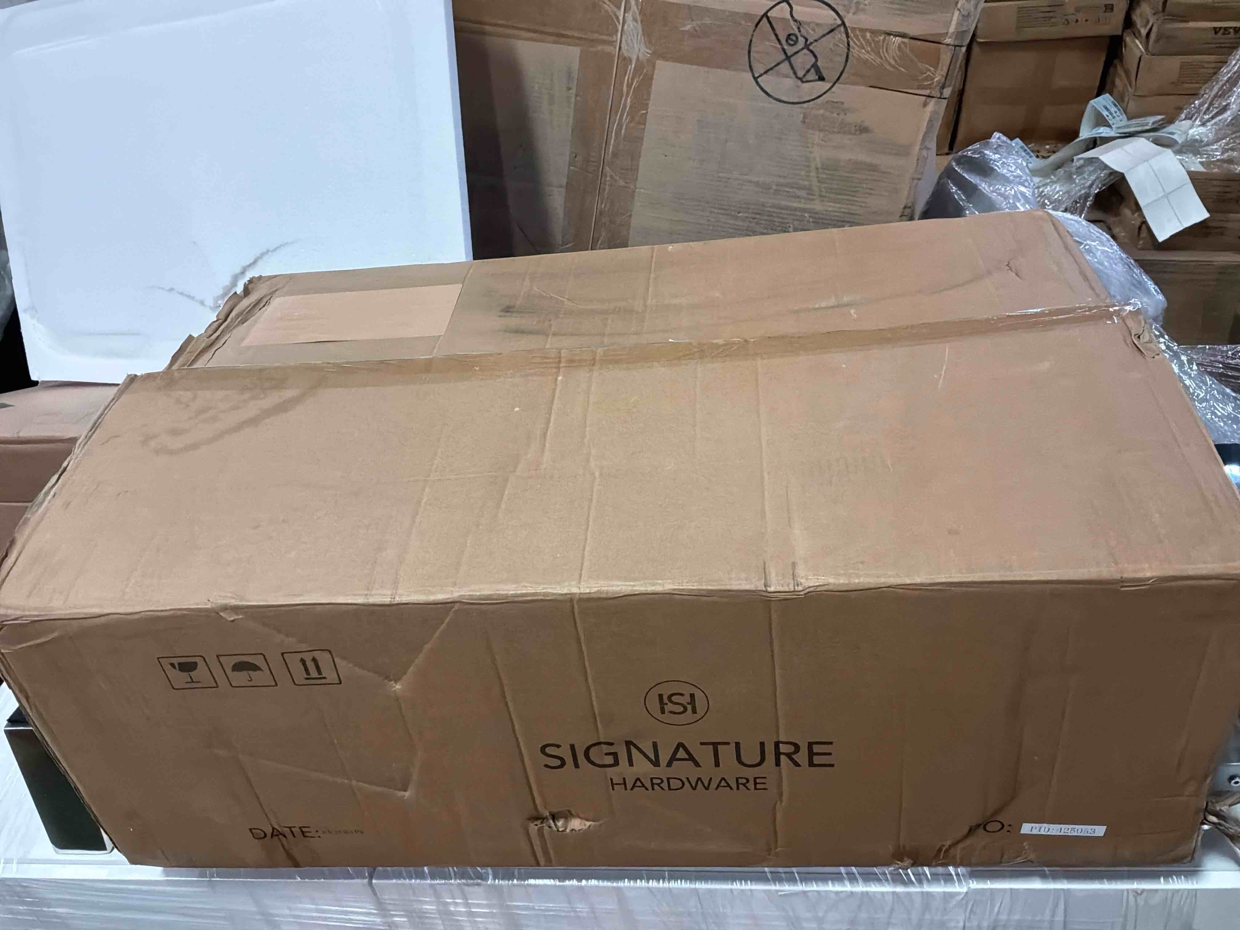 https://s3.amazonaws.com/lotting-images-prod/bidfta/PNK4870656_1777484225863.jpeg