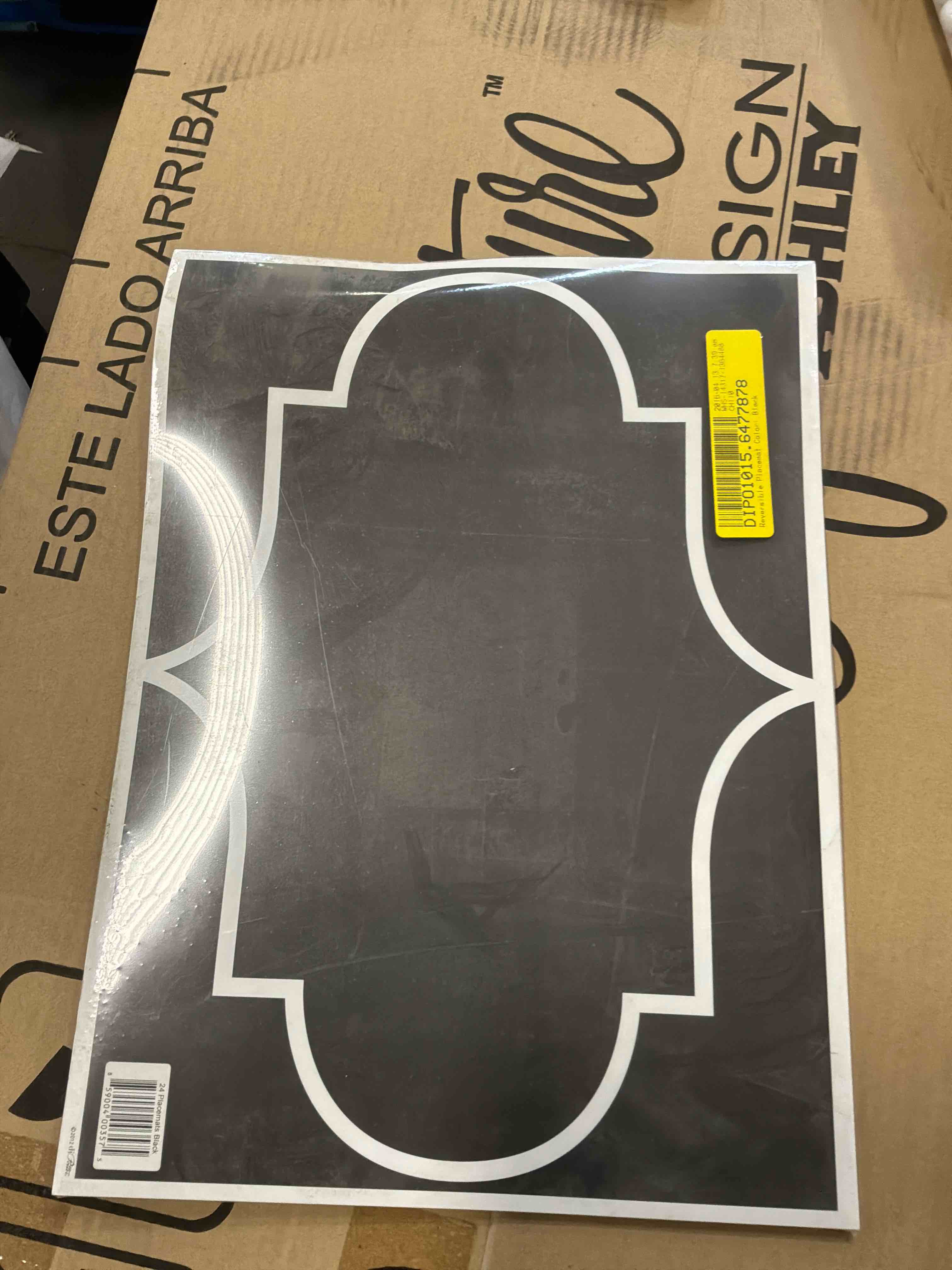 https://s3.amazonaws.com/lotting-images-prod/bidfta/PNK4870688_1777558967988.jpeg
