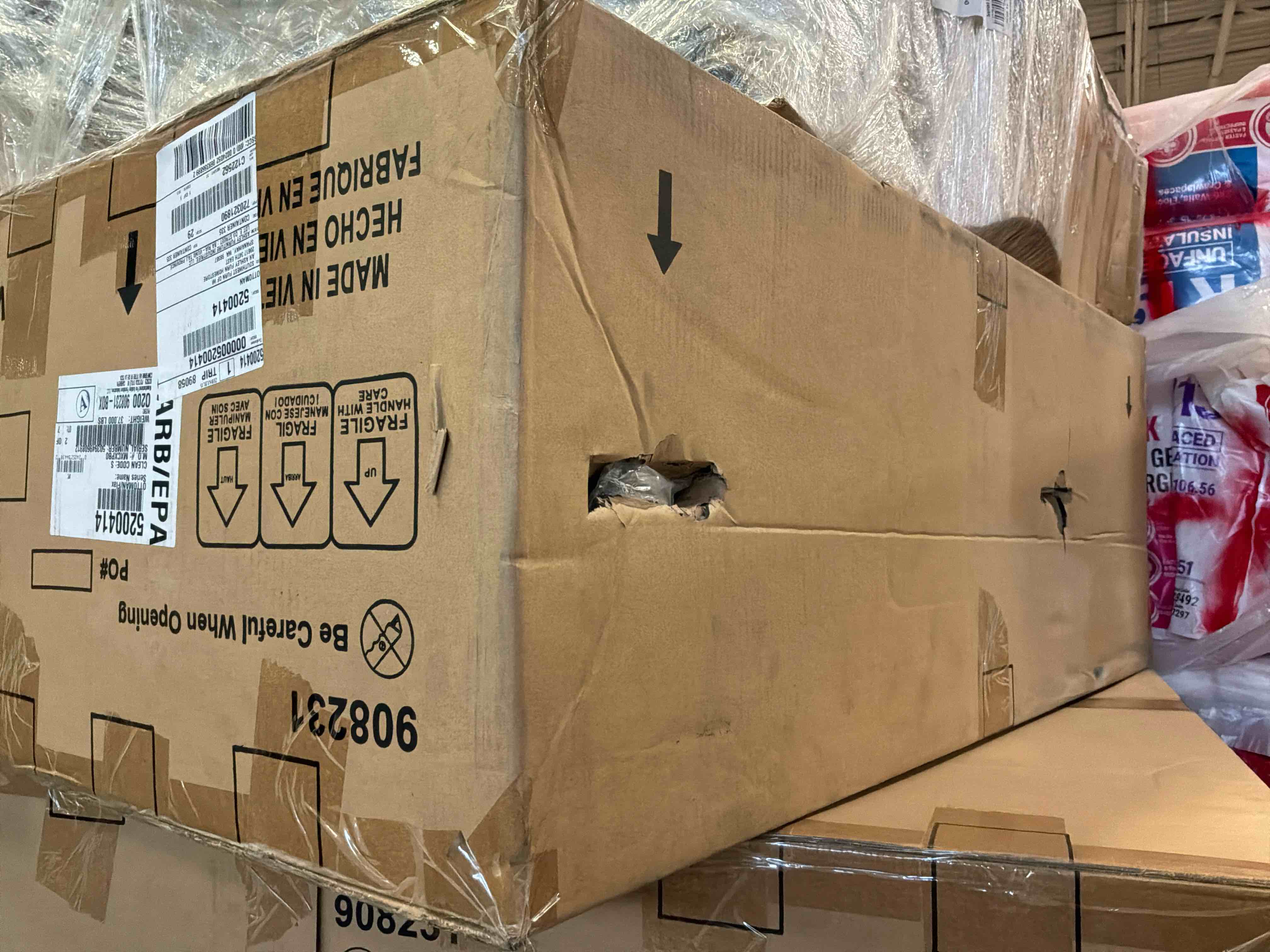 https://s3.amazonaws.com/lotting-images-prod/bidfta/PNK4870771_1778016327701.jpeg