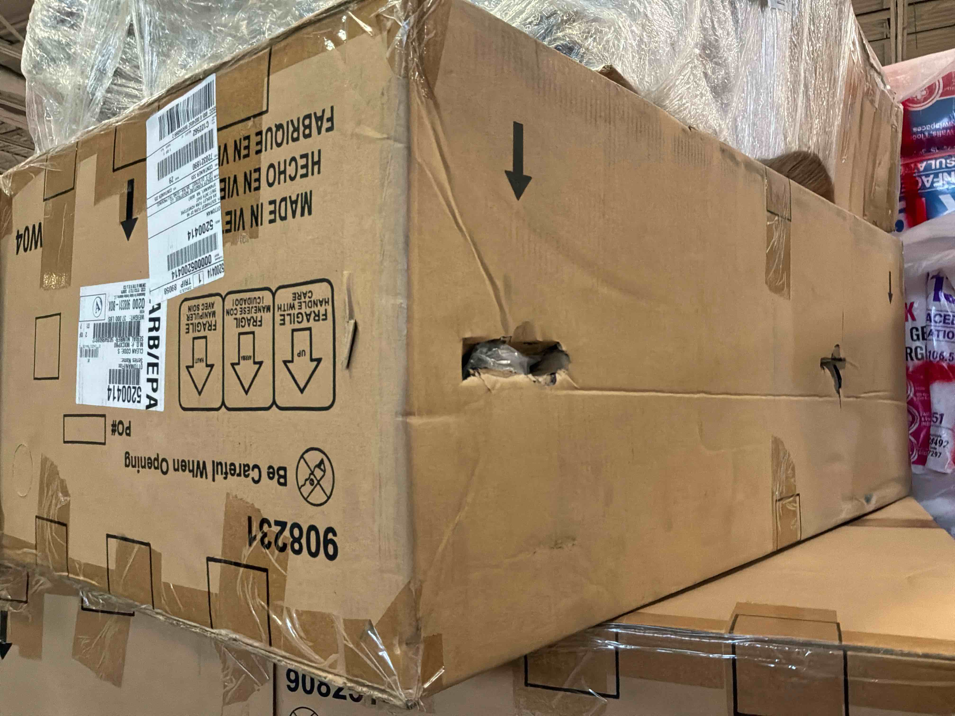 https://s3.amazonaws.com/lotting-images-prod/bidfta/PNK4870778_1778016325853.jpeg