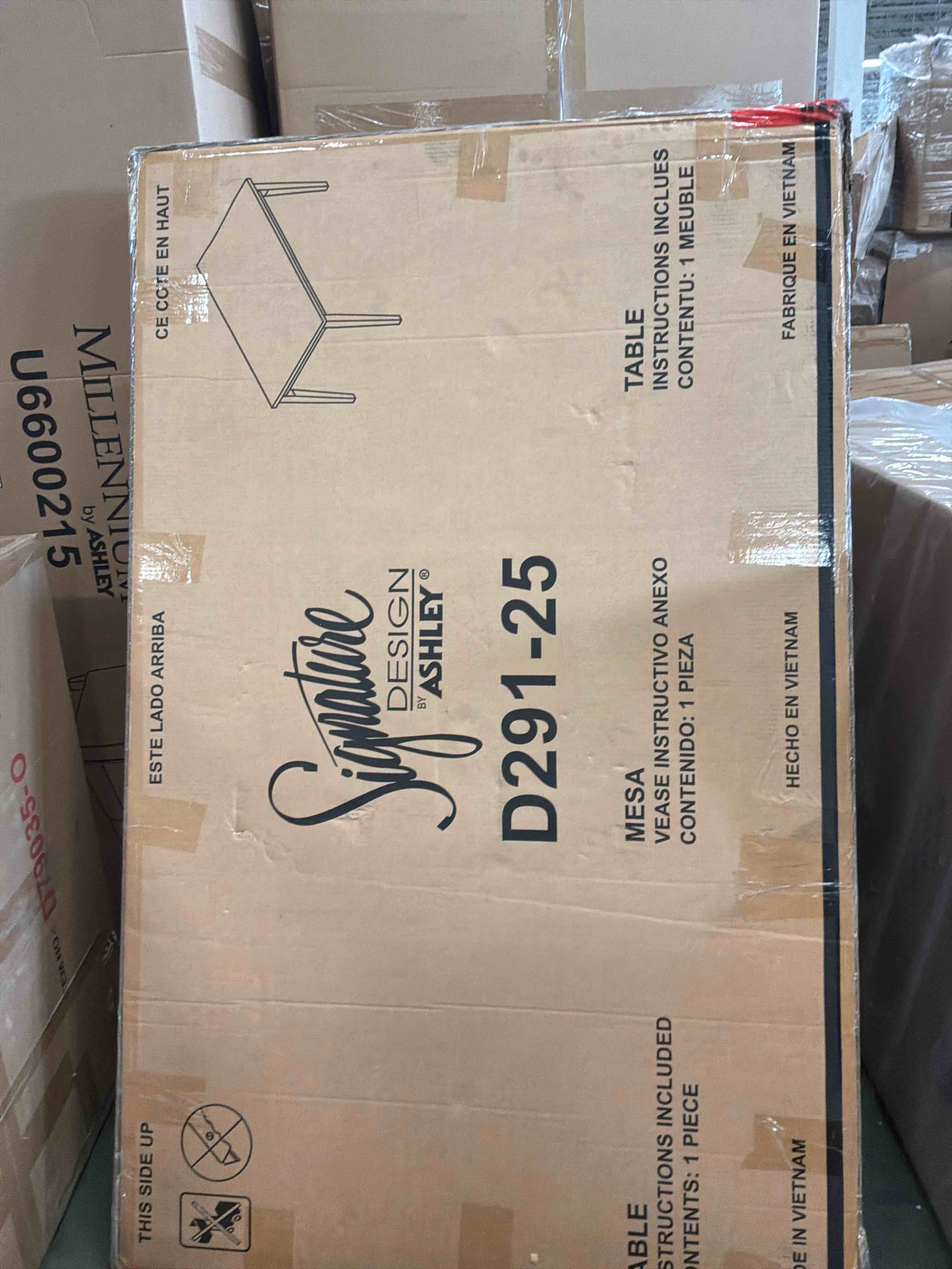 https://s3.amazonaws.com/lotting-images-prod/bidfta/PNK4870797_1778077078933.jpeg