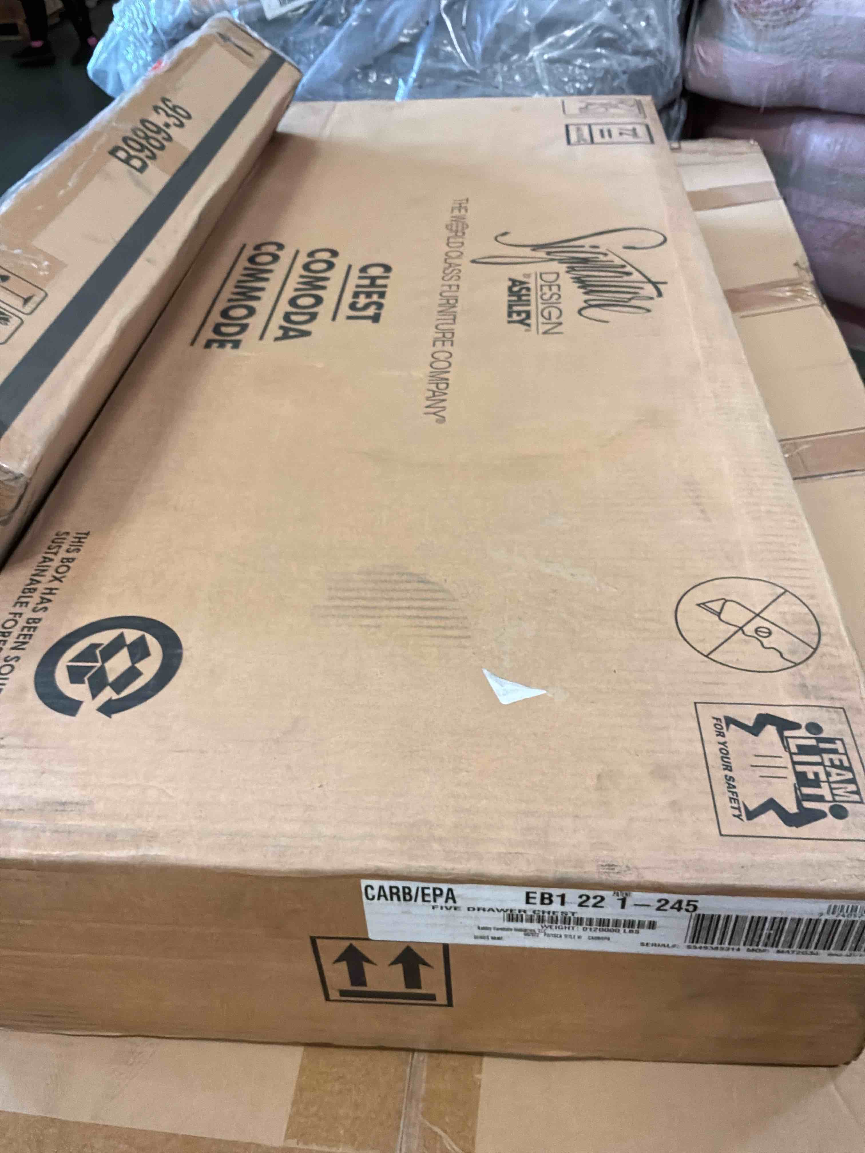https://s3.amazonaws.com/lotting-images-prod/bidfta/PNK4870800_1778079545138.jpeg