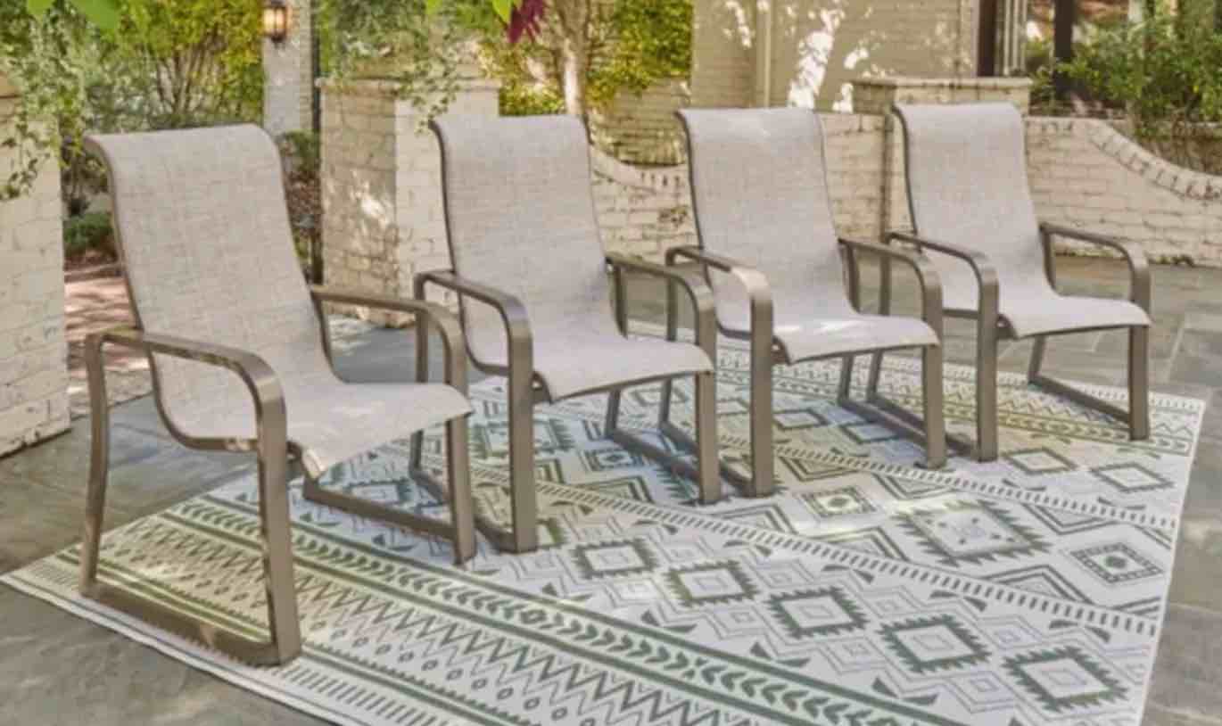 Beach Front Sled Base Stackable Dining Chair (4/Cn)