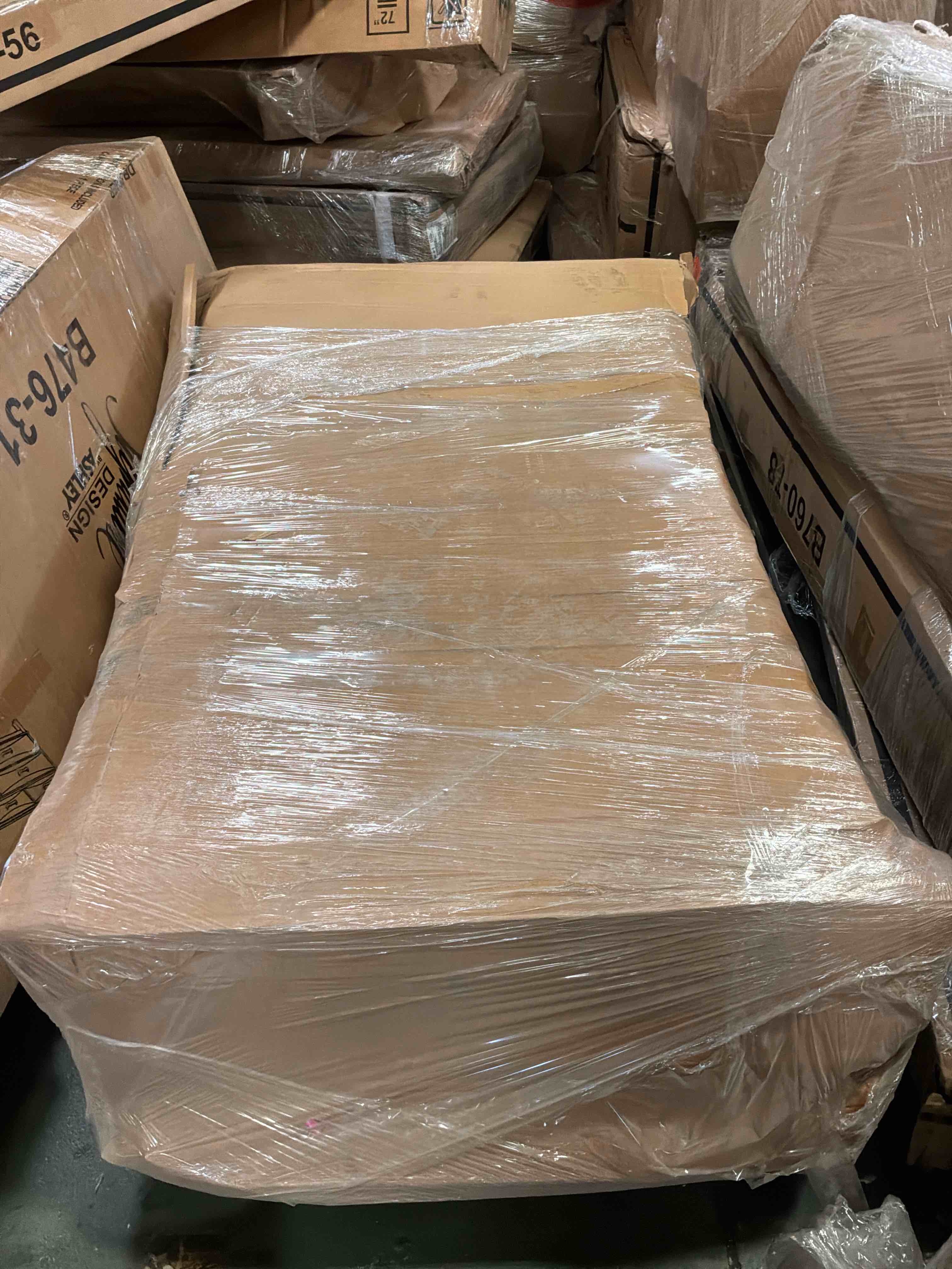https://s3.amazonaws.com/lotting-images-prod/bidfta/PNK4870843_1778094683583.jpeg