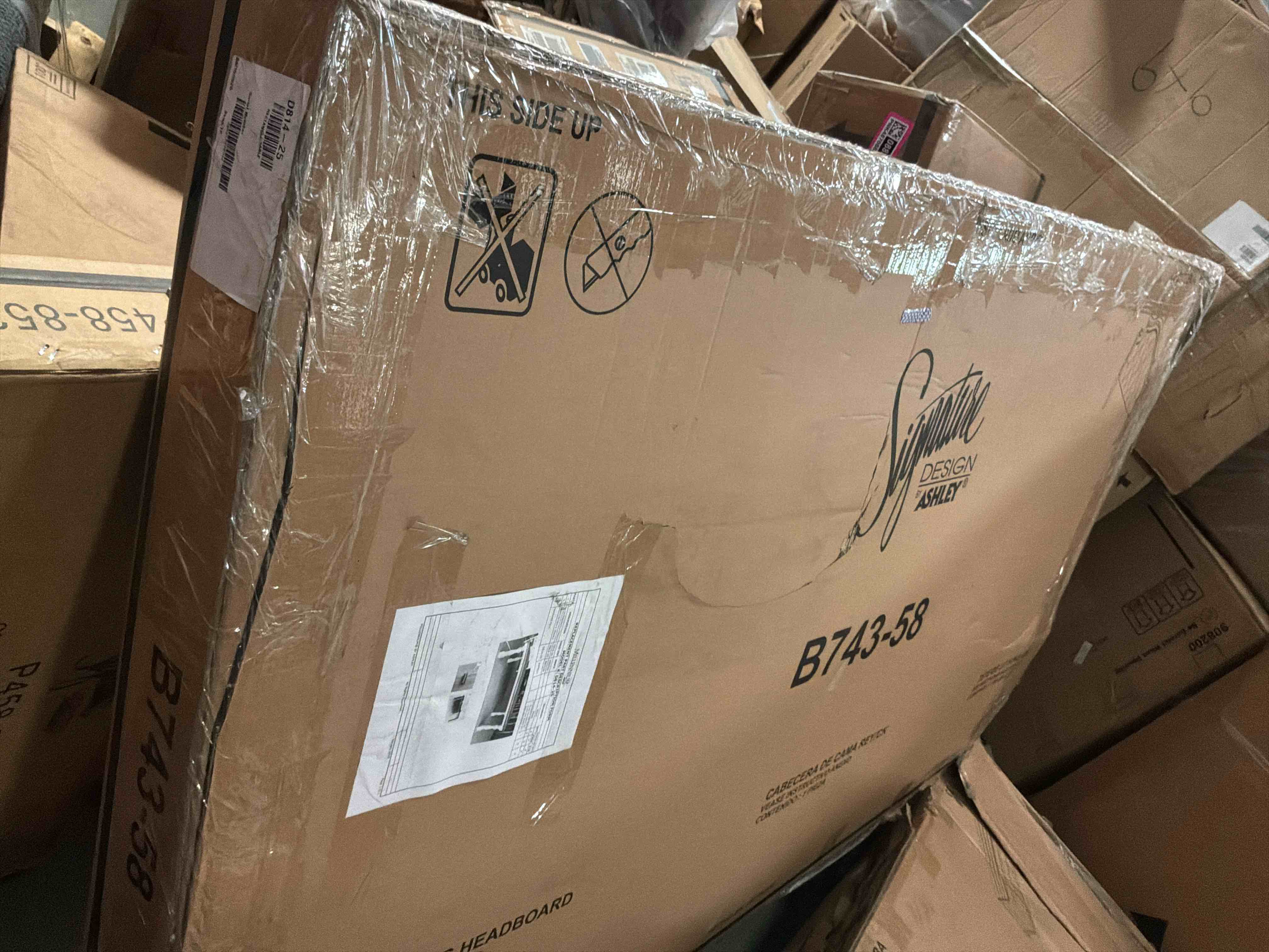 https://s3.amazonaws.com/lotting-images-prod/bidfta/PNK4870890_1778170989373.jpeg