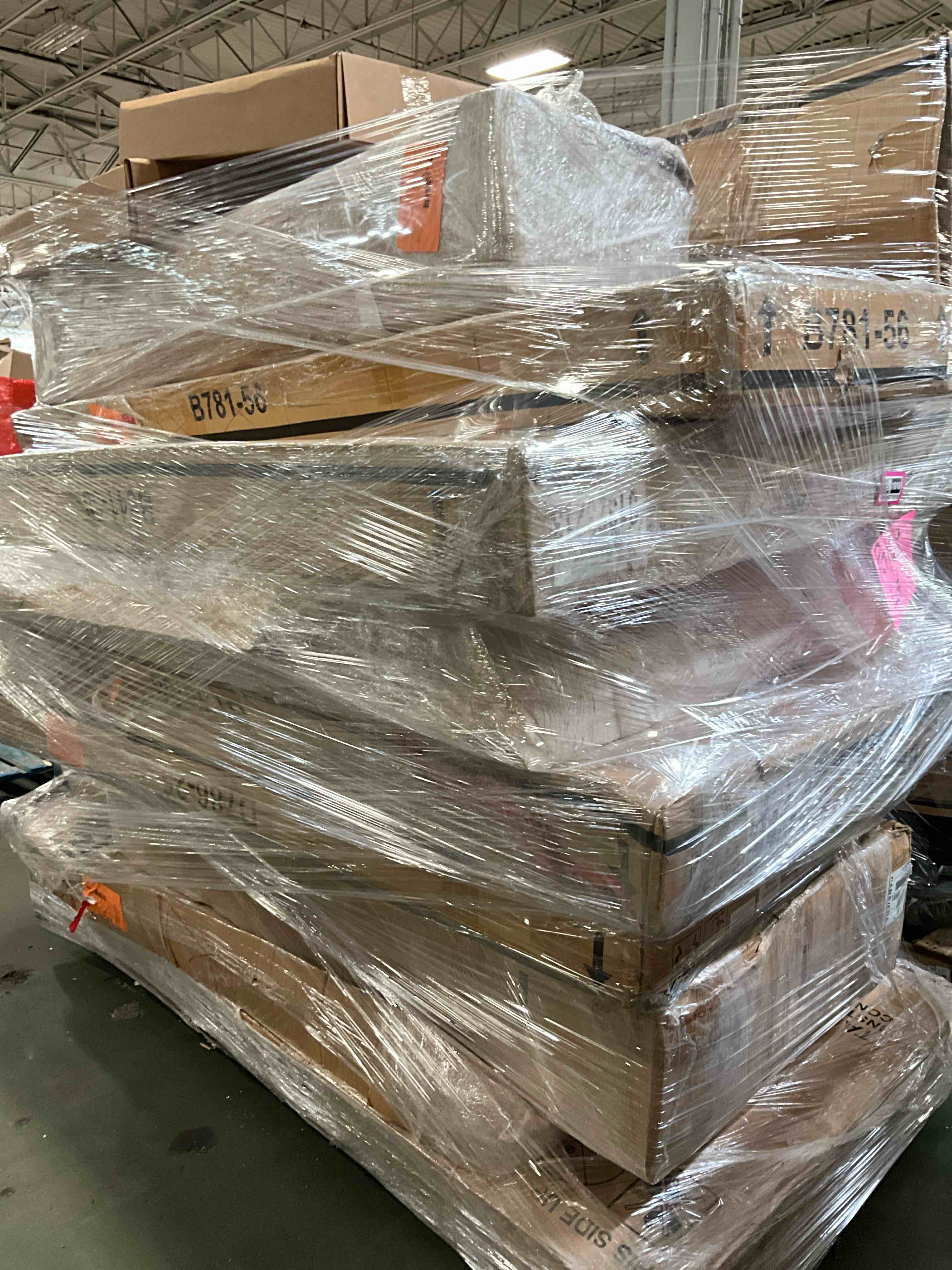 Auction Pallet Lots 