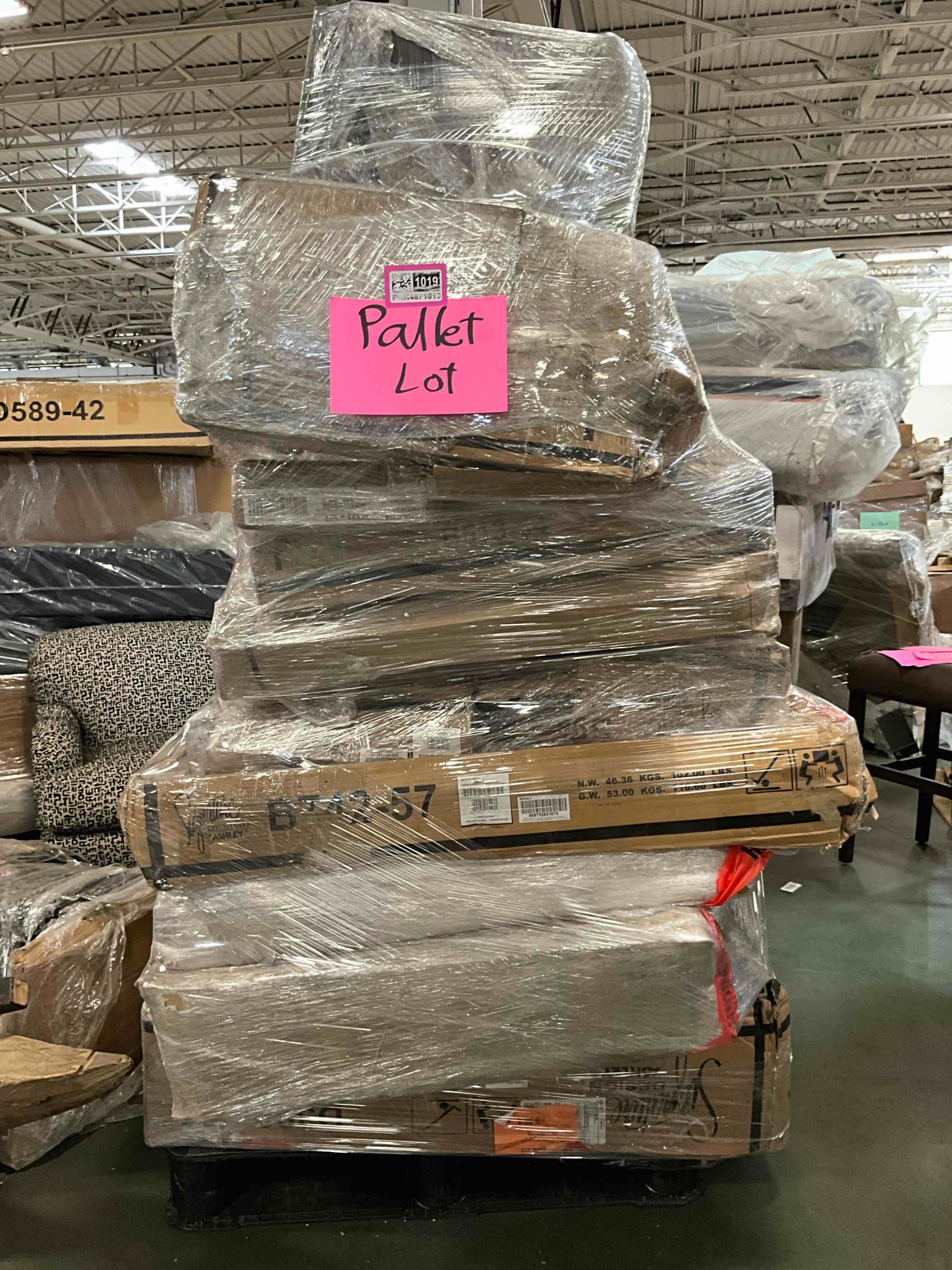 https://s3.amazonaws.com/lotting-images-prod/bidfta/PNK4871019_1778256299419.jpeg