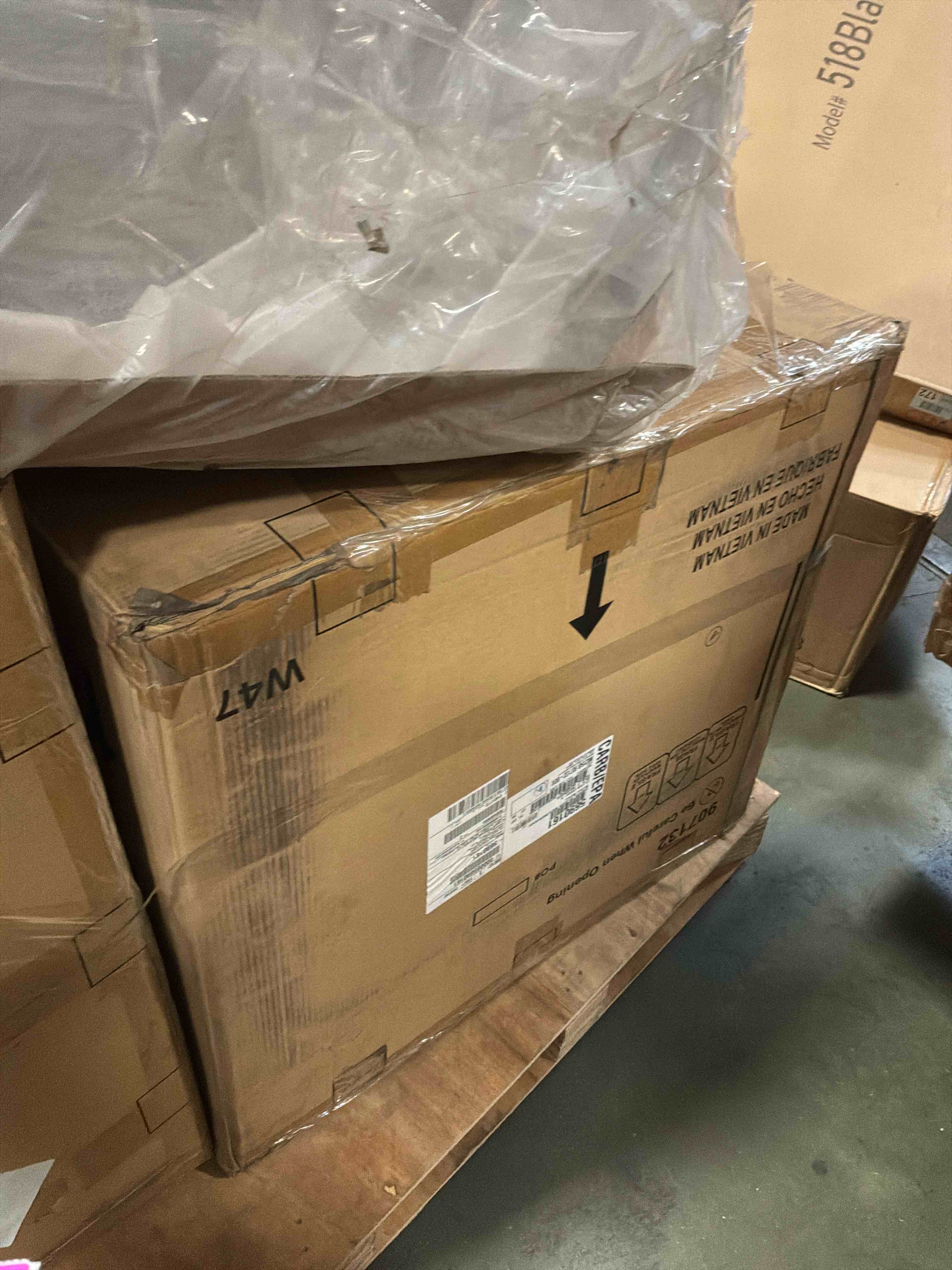 https://s3.amazonaws.com/lotting-images-prod/bidfta/PNK4871077_1778269062354.jpeg