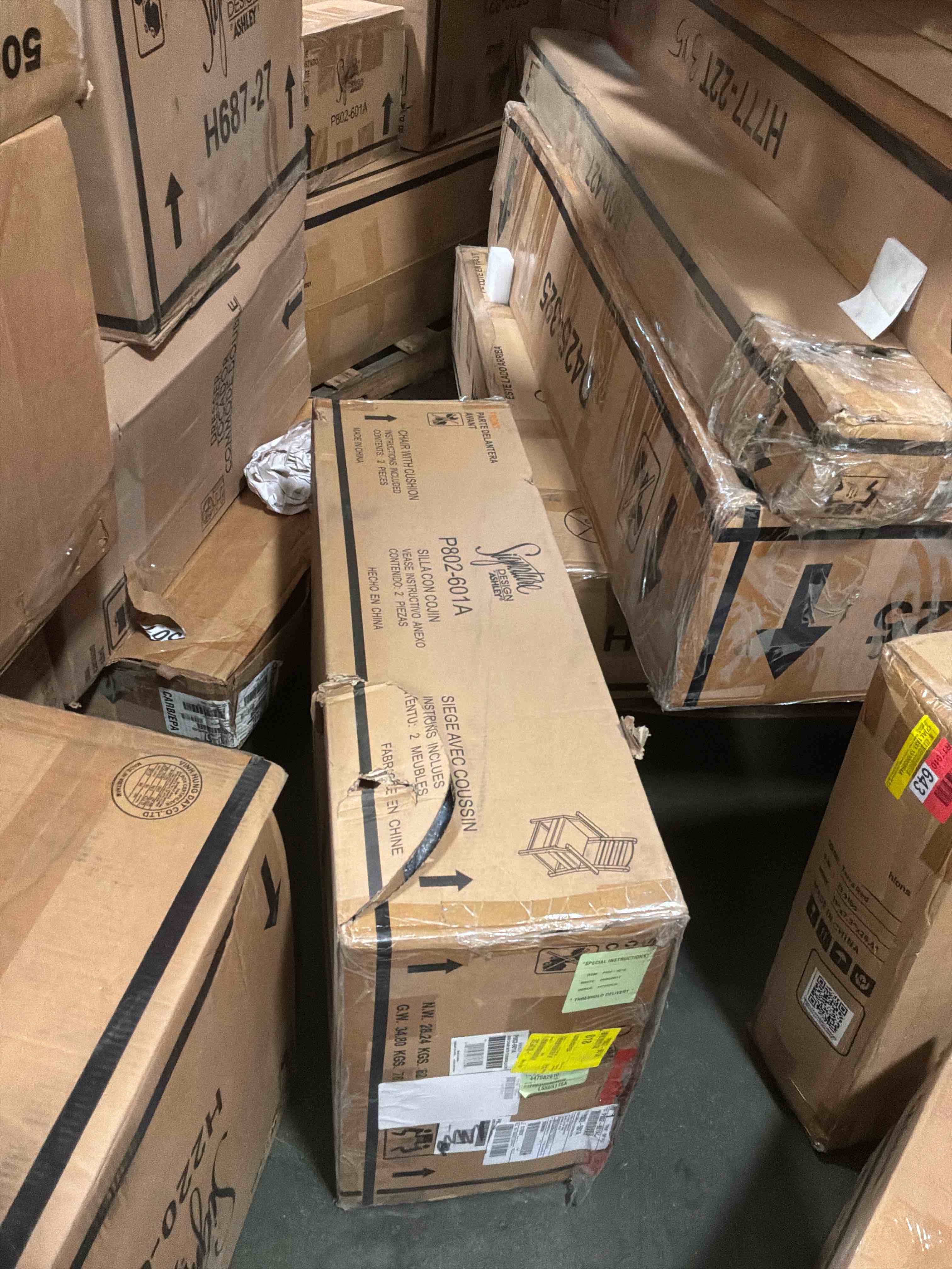 https://s3.amazonaws.com/lotting-images-prod/bidfta/PNK4871080_1778271277215.jpeg