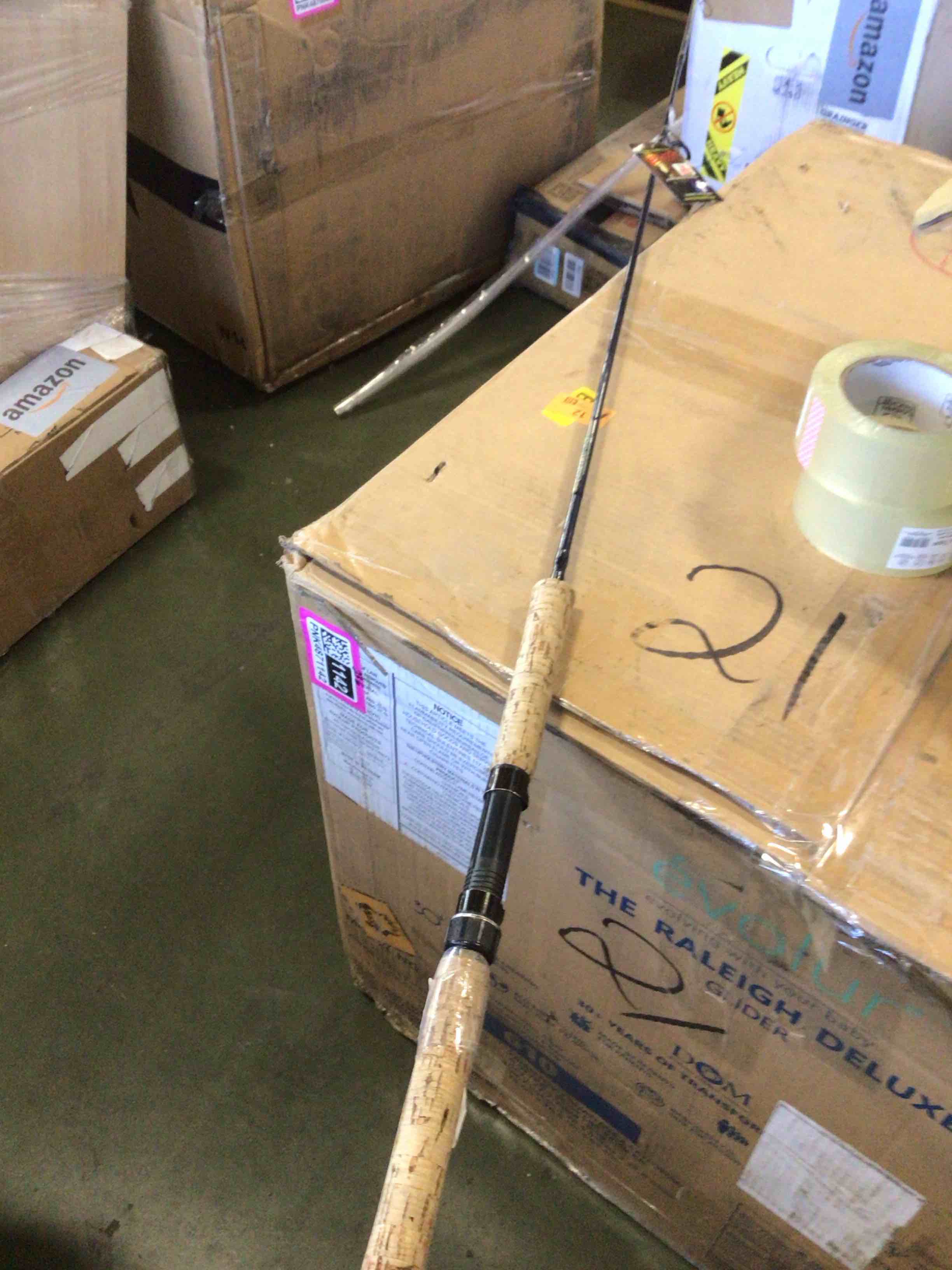 https://s3.amazonaws.com/lotting-images-prod/bidfta/PNK4871113_1778761142021.jpeg