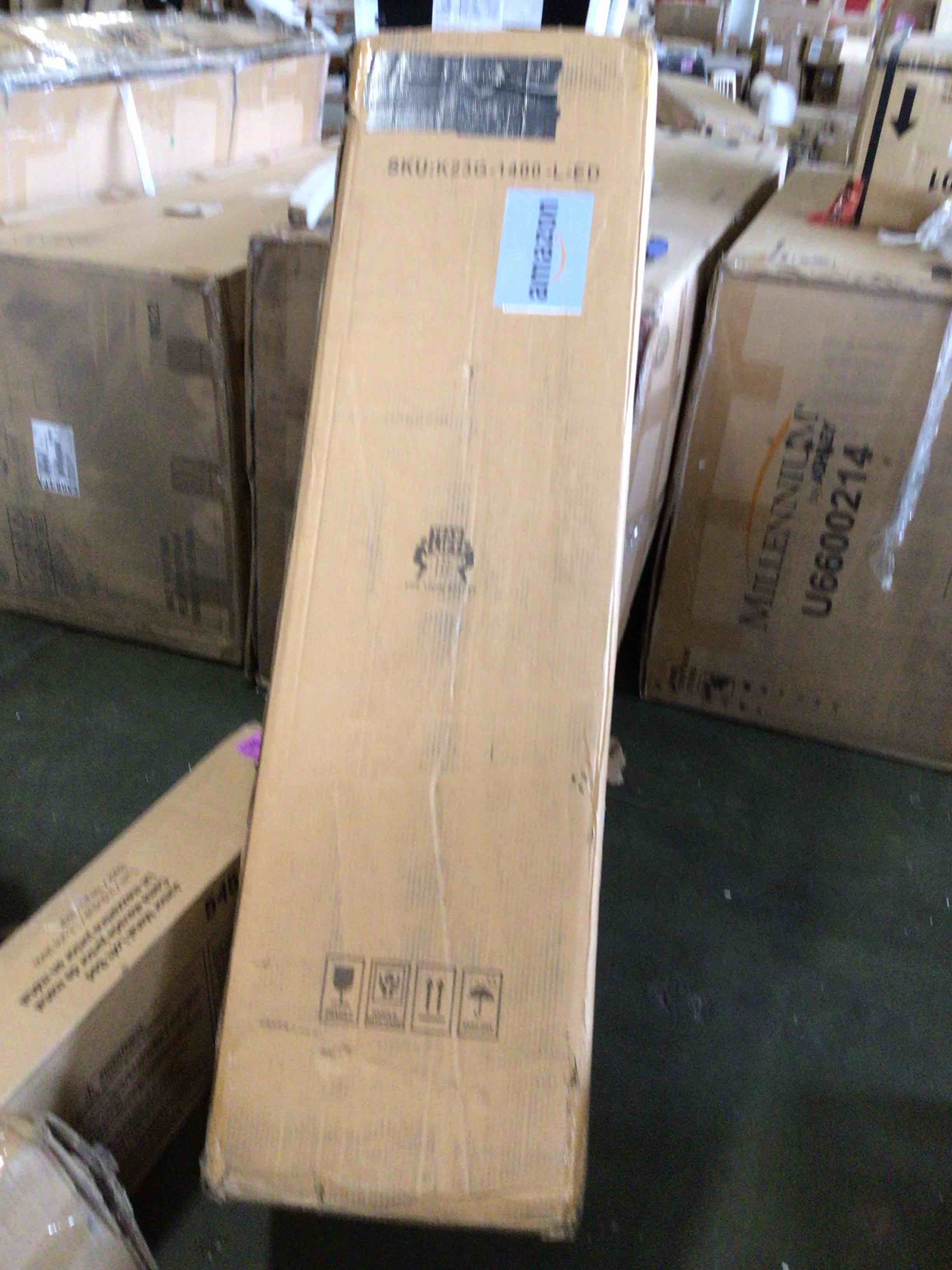 https://s3.amazonaws.com/lotting-images-prod/bidfta/PNK4871120_1778702467989.jpeg