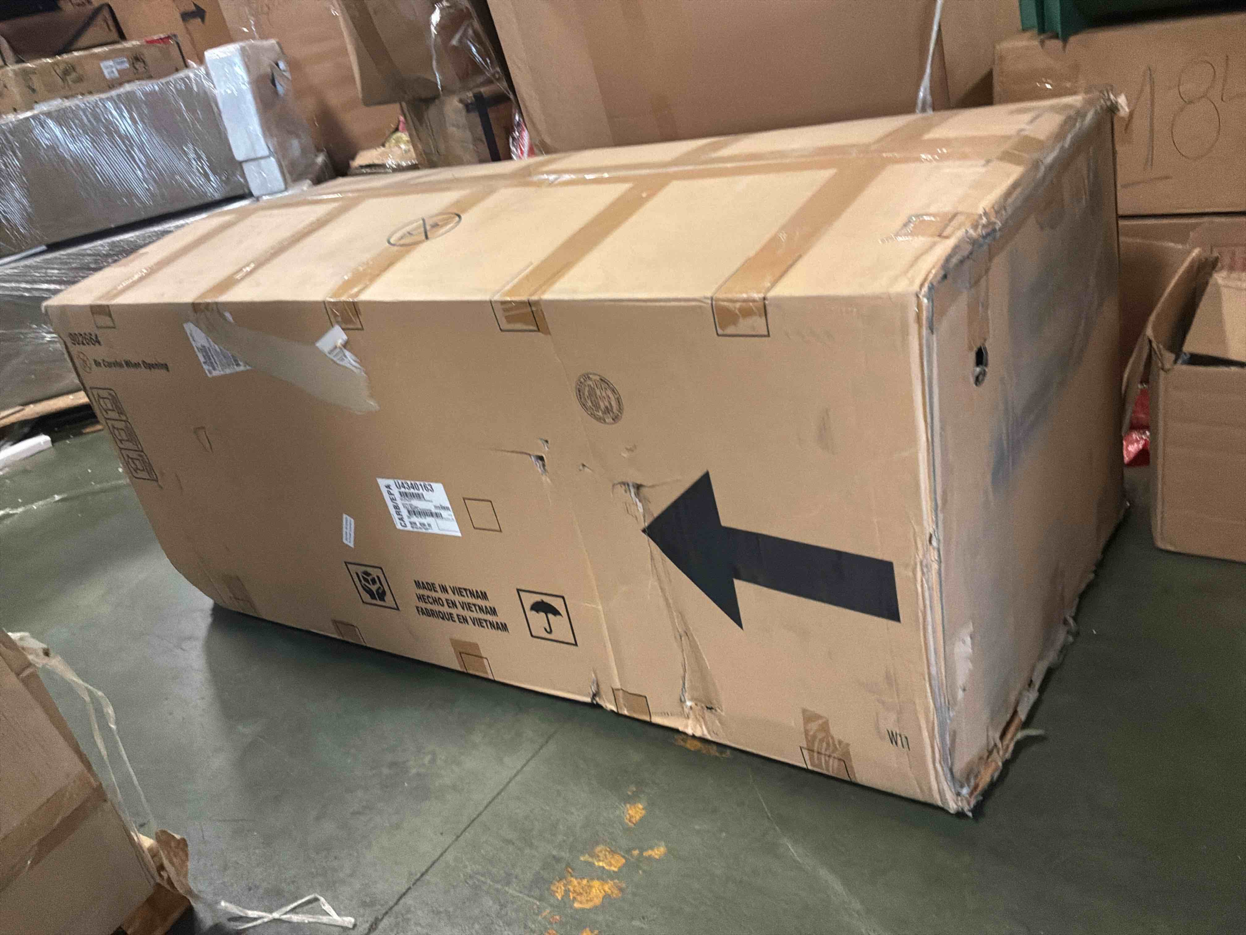 https://s3.amazonaws.com/lotting-images-prod/bidfta/PNK4871219_1778688133170.jpeg