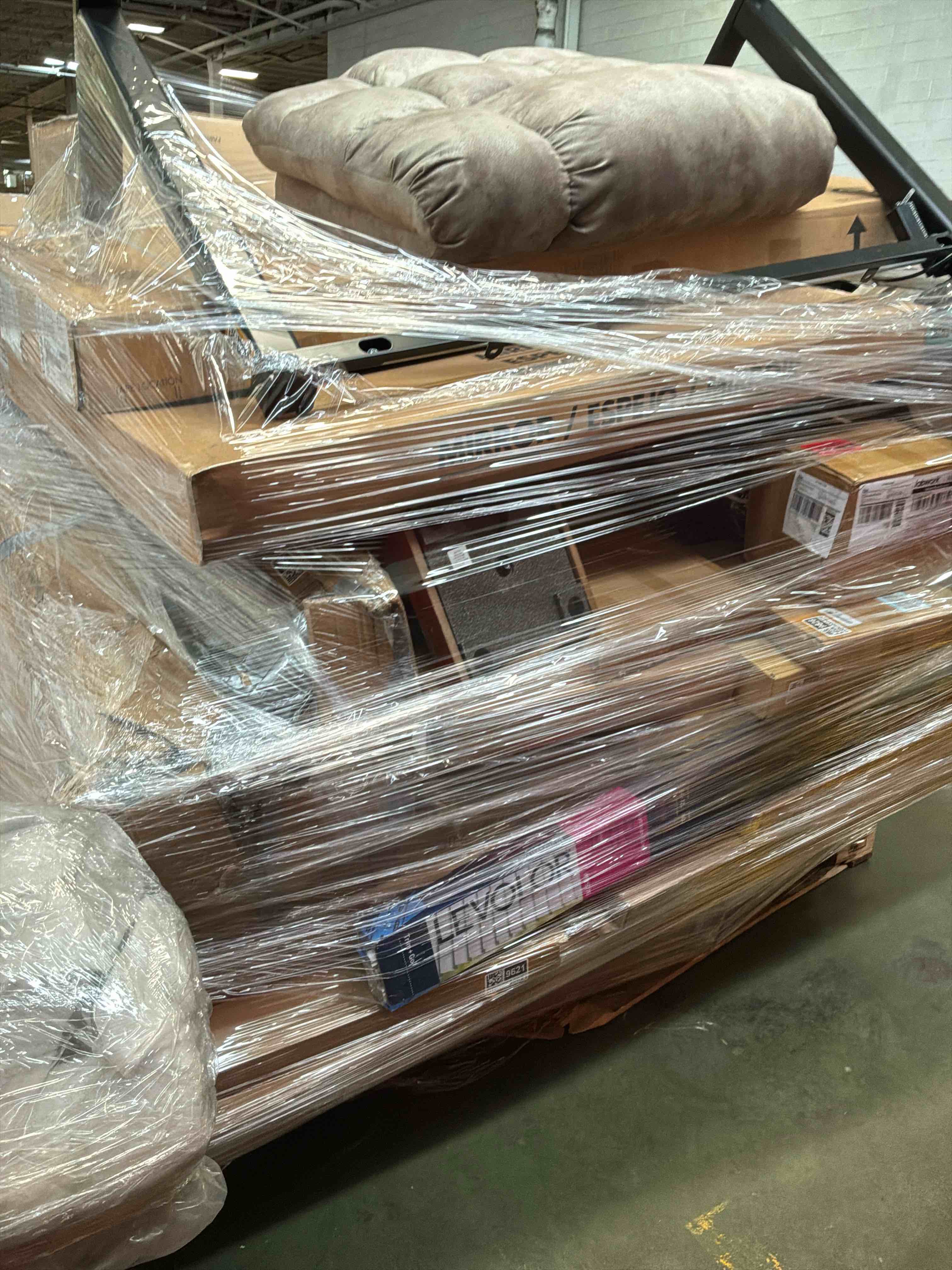 Pallet Lot of Various things for you, Shelves, blinds and more
