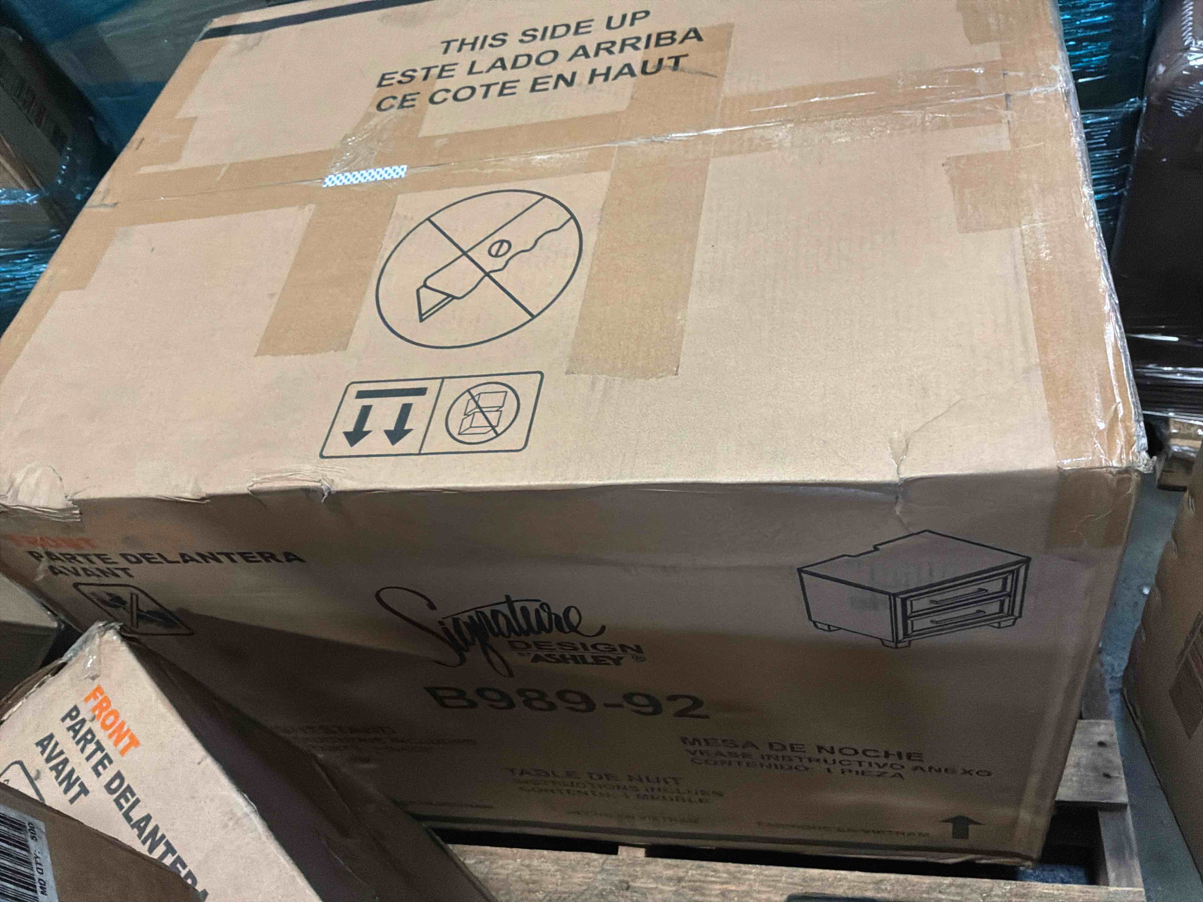 https://s3.amazonaws.com/lotting-images-prod/bidfta/PNK4872046_1779460149107.jpeg