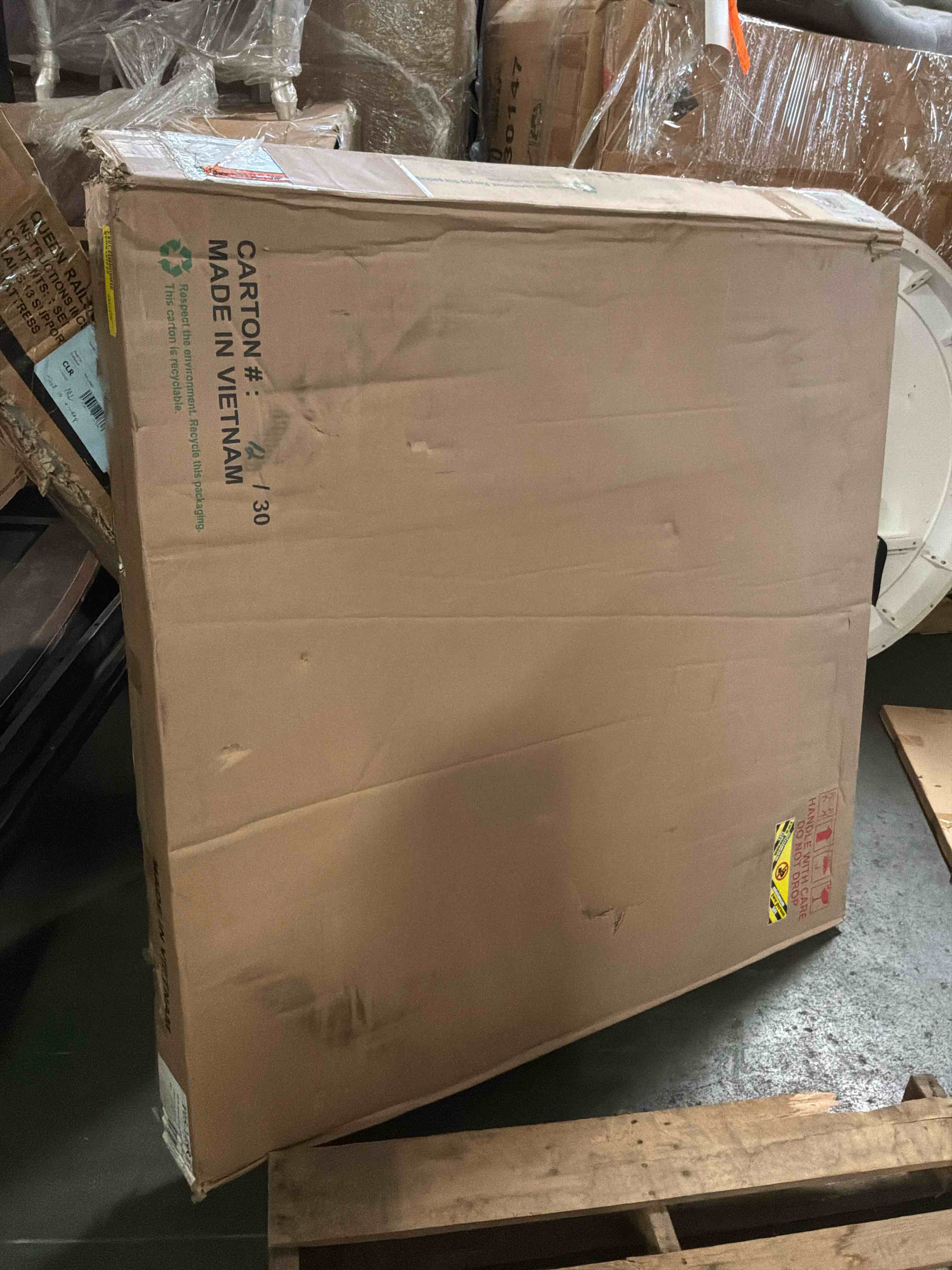 https://s3.amazonaws.com/lotting-images-prod/bidfta/PNK4872091_1779470218918.jpeg