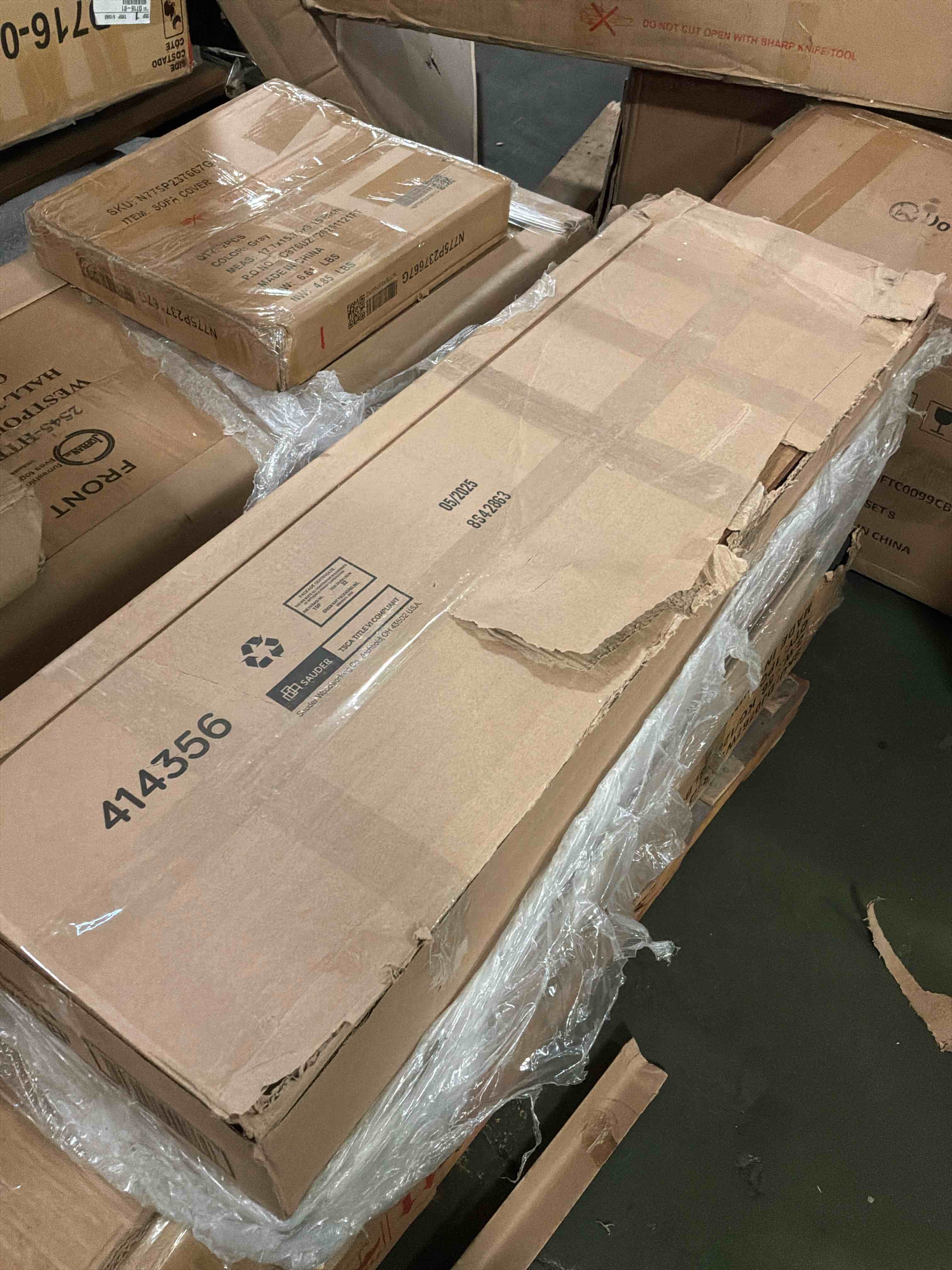 https://s3.amazonaws.com/lotting-images-prod/bidfta/PNK4872097_1779472411842.jpeg