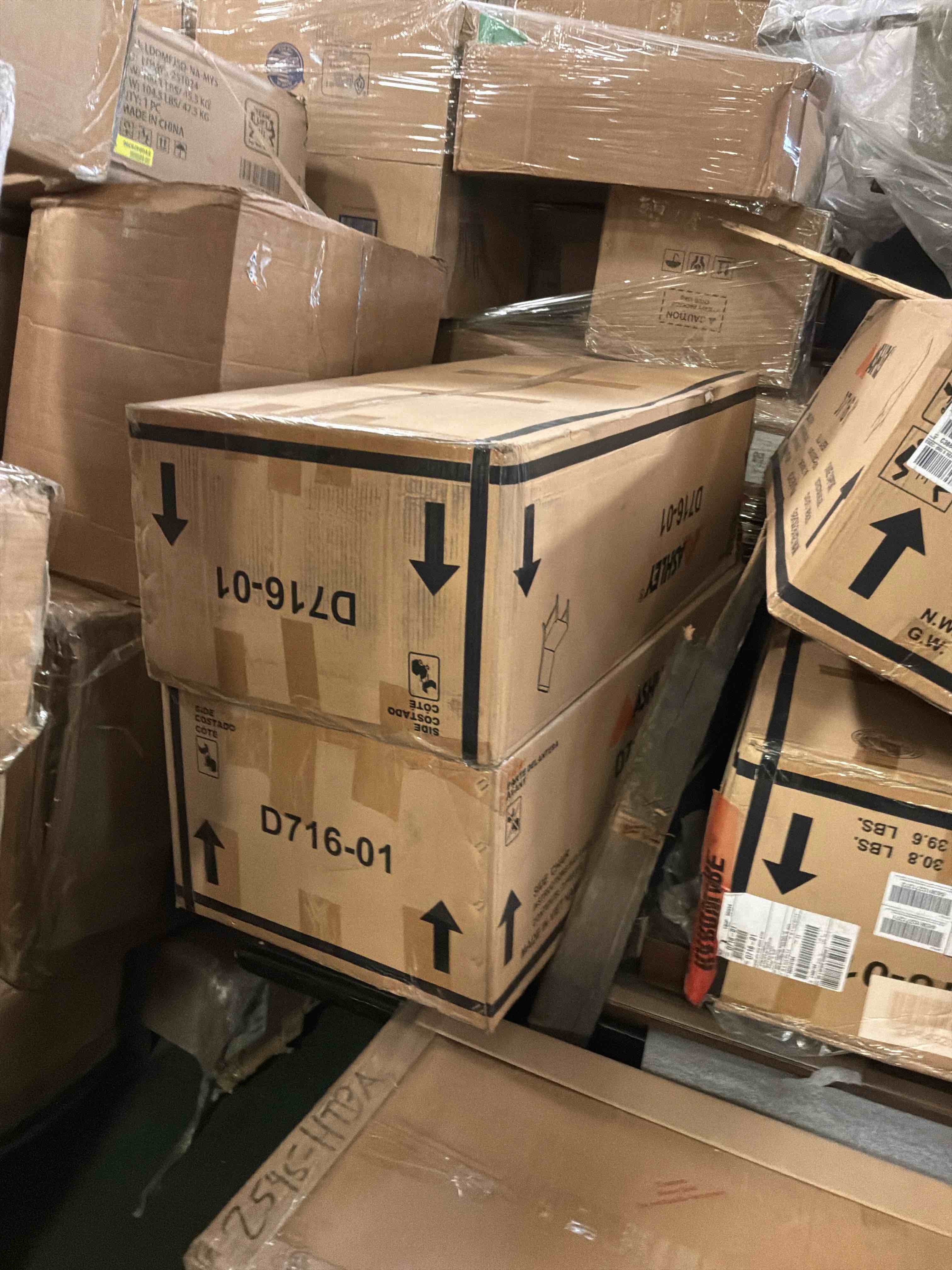 https://s3.amazonaws.com/lotting-images-prod/bidfta/PNK4872101_1779475801680.jpeg