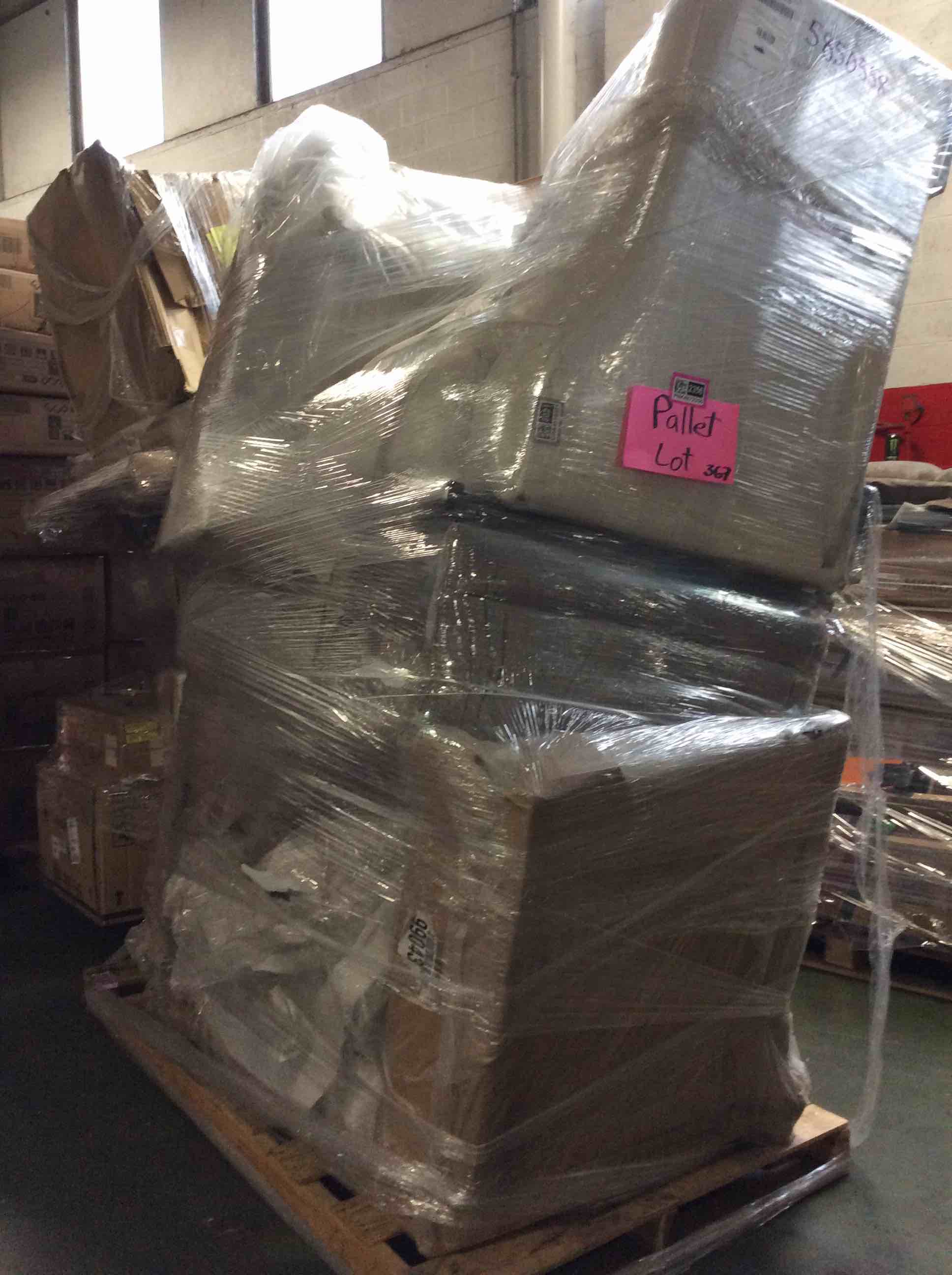 Pallet Lot of Parts Furniture Different Colors and Sizes 