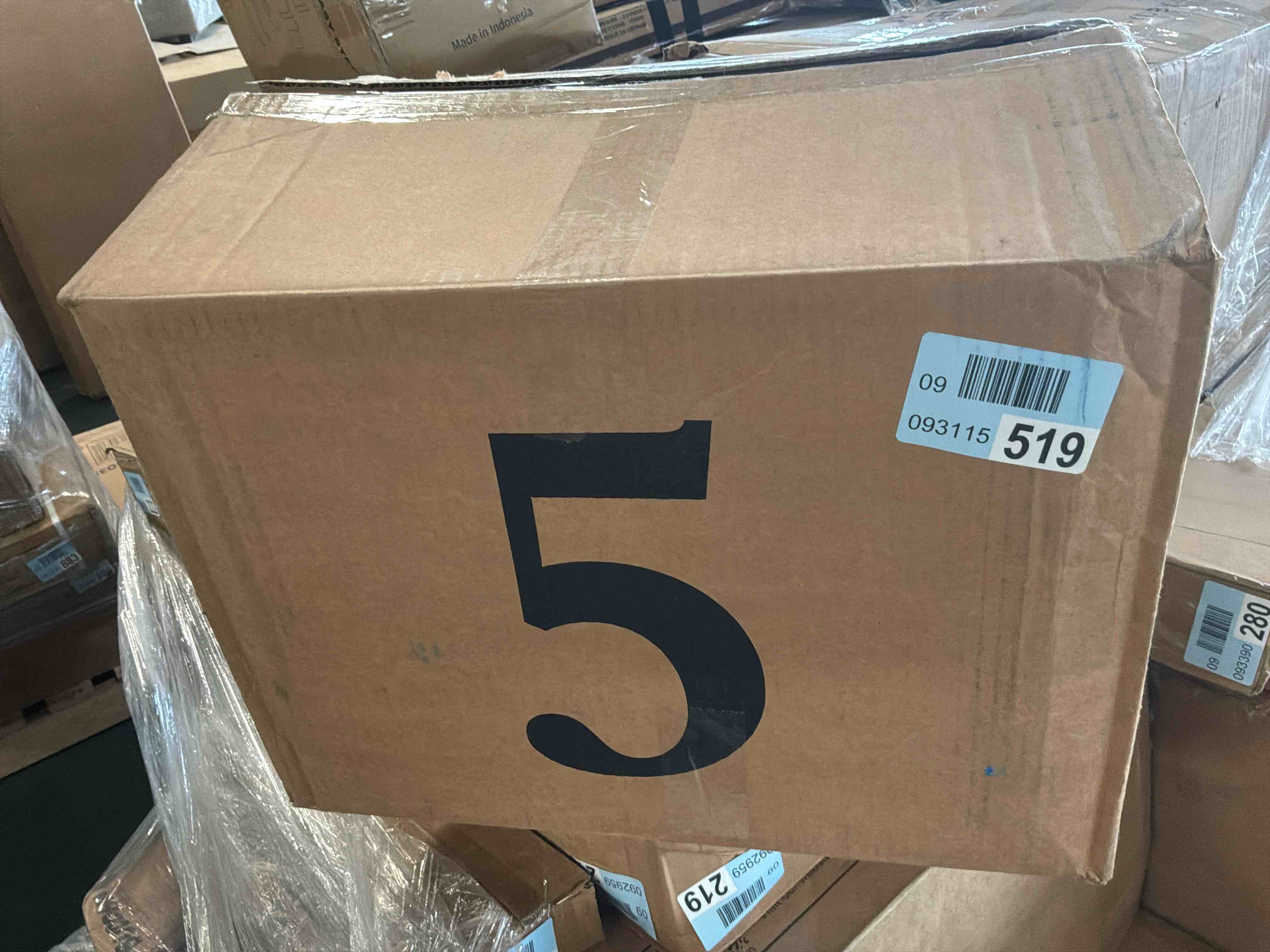 https://s3.amazonaws.com/lotting-images-prod/bidfta/PNK4872434_1779897465809.jpeg