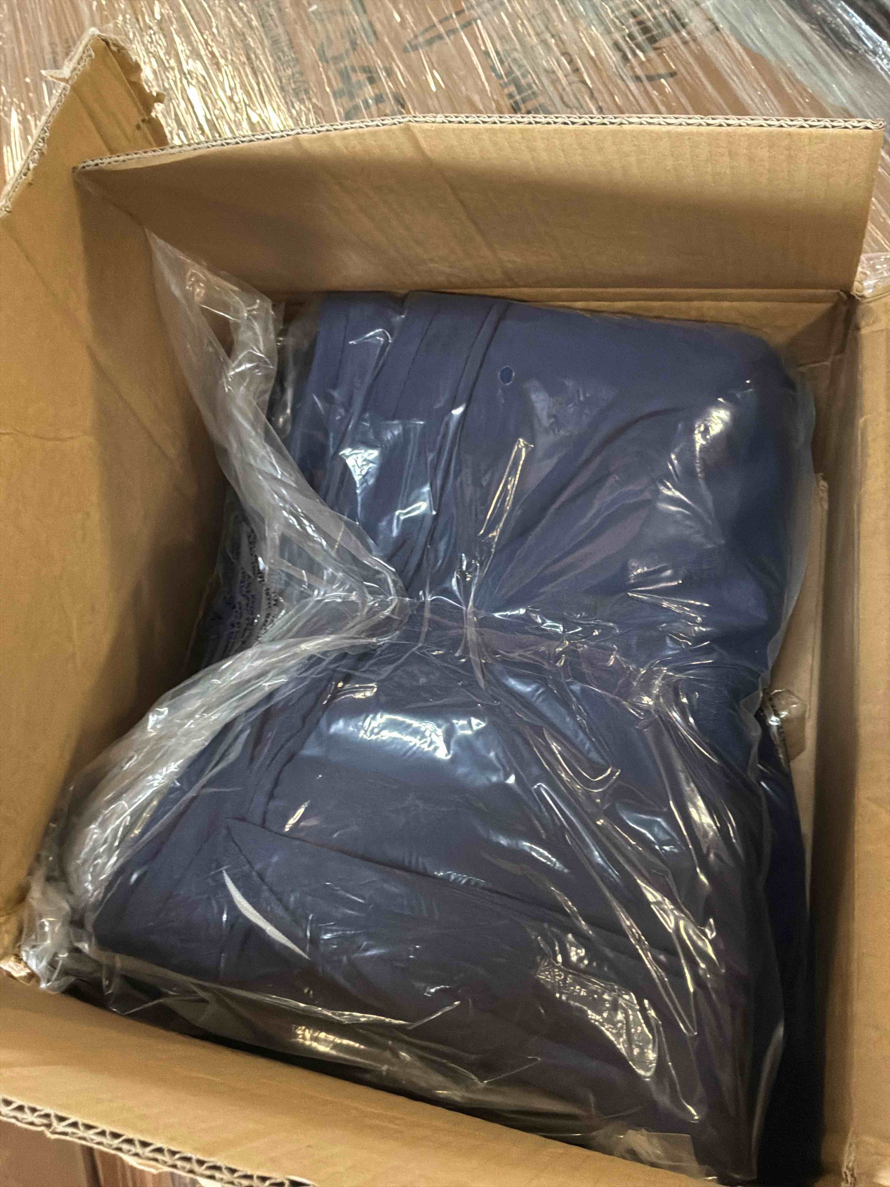https://s3.amazonaws.com/lotting-images-prod/bidfta/PNK4872570_1779910688040.jpeg