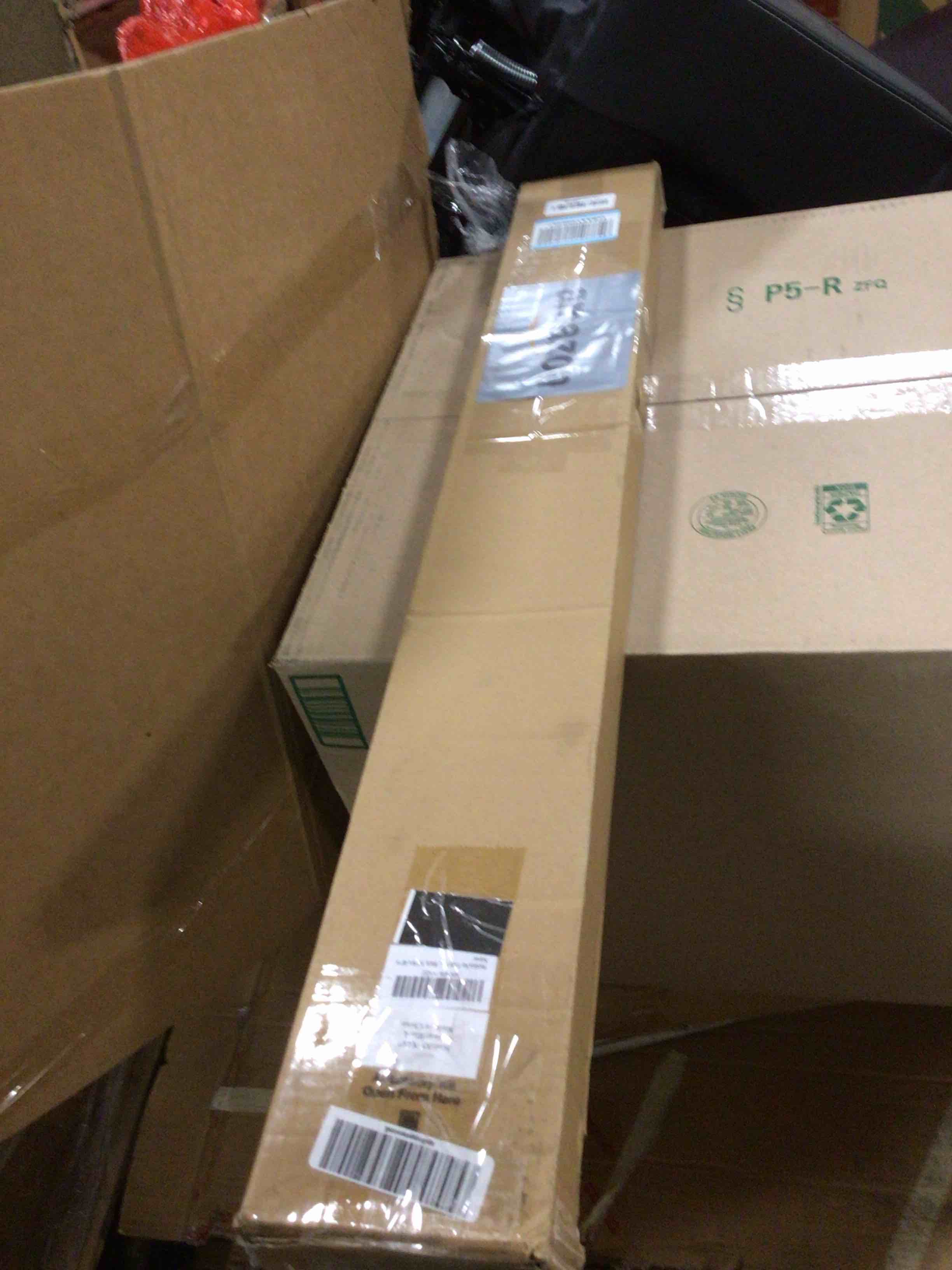 https://s3.amazonaws.com/lotting-images-prod/bidfta/PNK4873082_1778157558135.jpeg