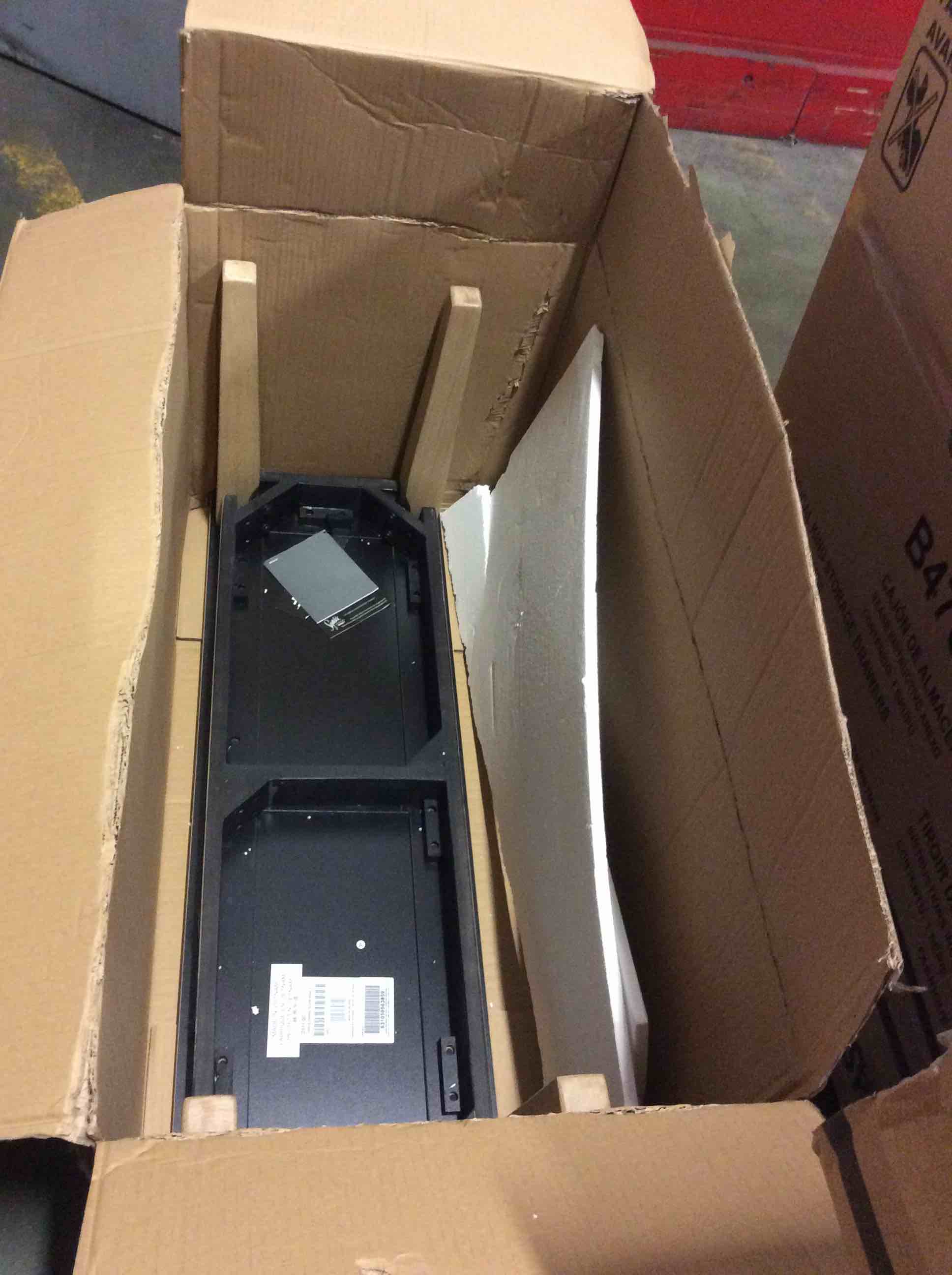 https://s3.amazonaws.com/lotting-images-prod/bidfta/PNK4873090_1778165340219.jpeg