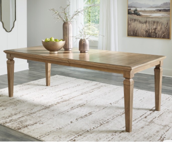 Mylarken Rect Dining Room Extension Table