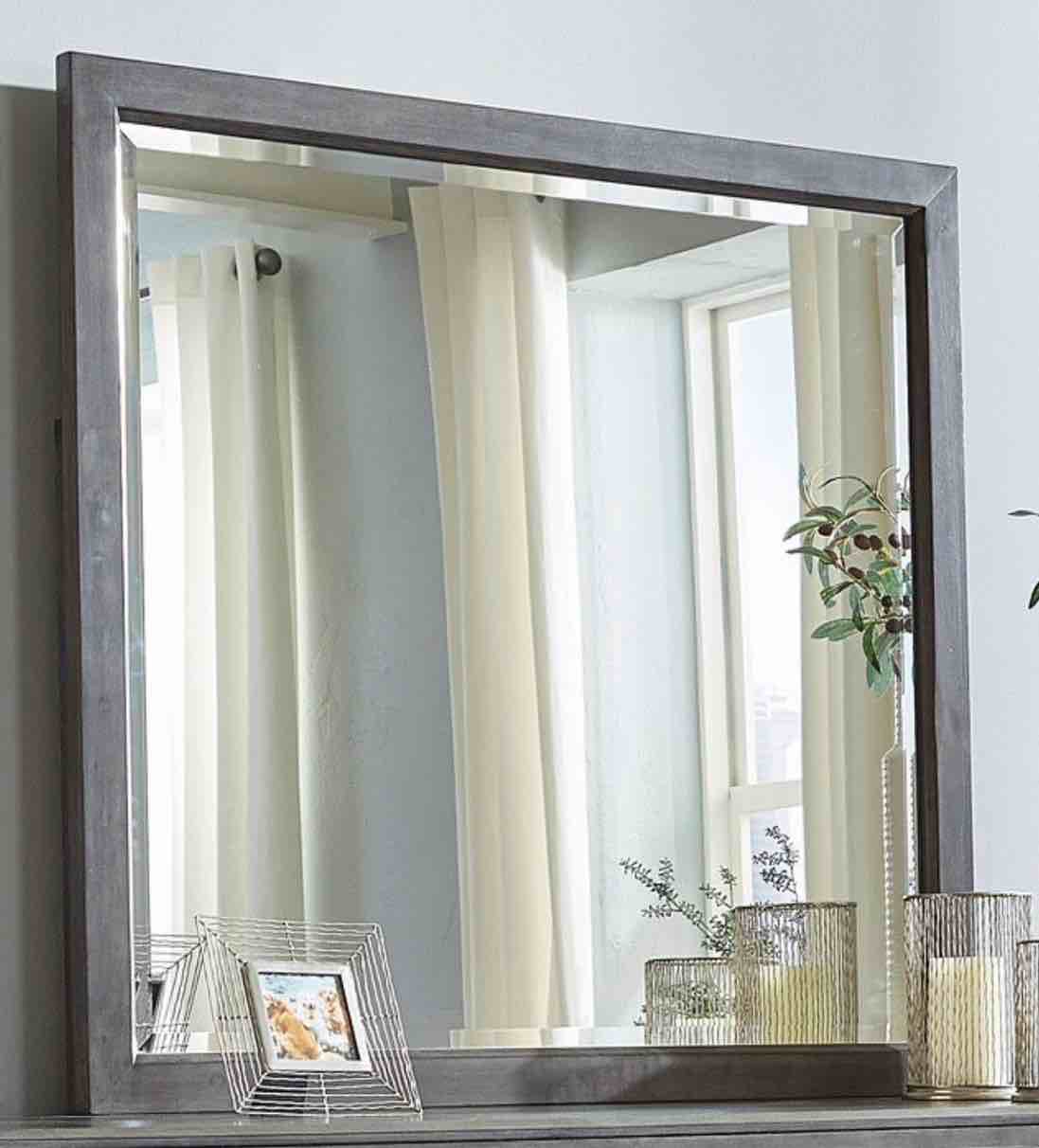 Furniture Caitbrook Mirror
