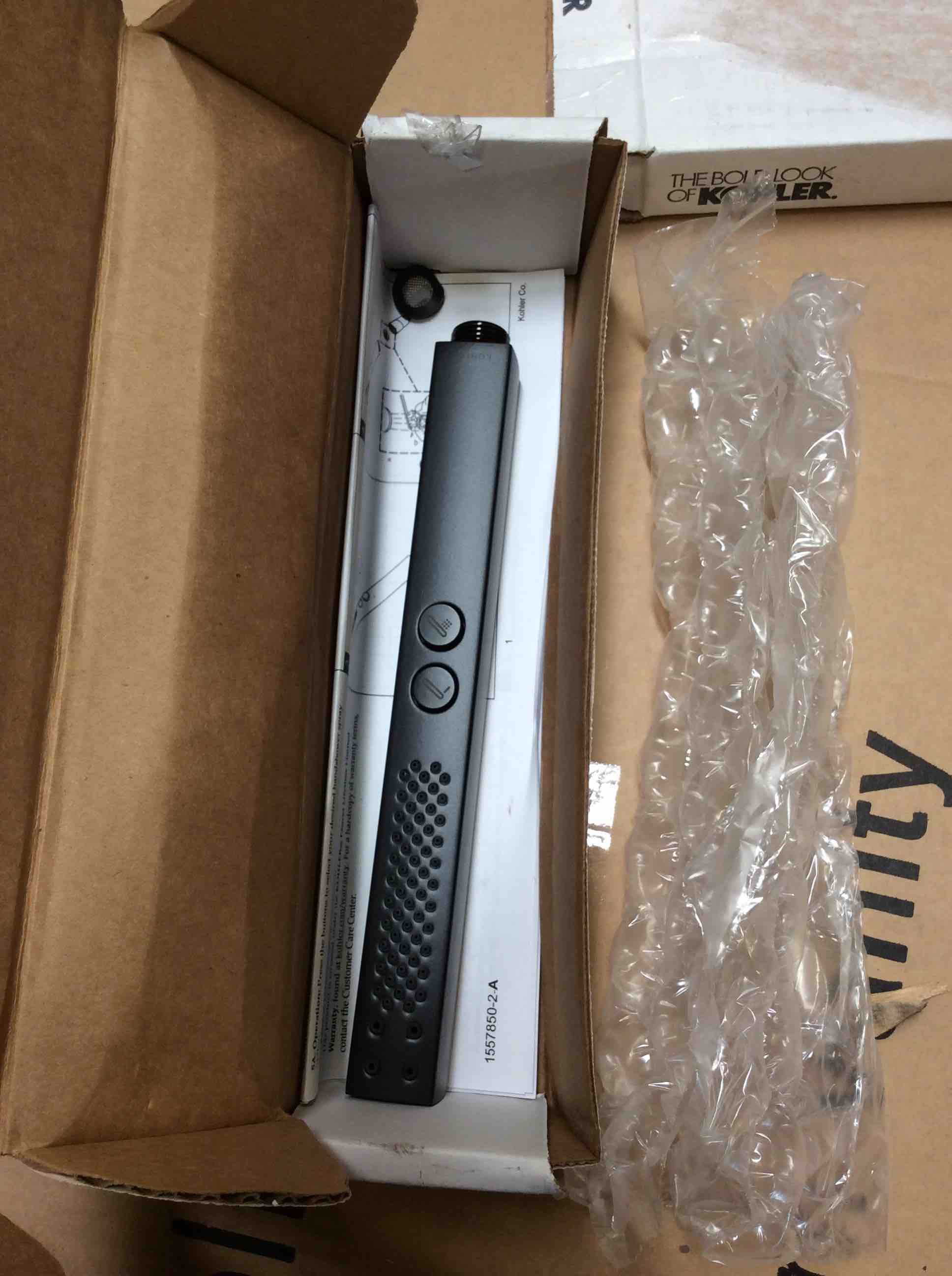 https://s3.amazonaws.com/lotting-images-prod/bidfta/PNK4873146_1778520703431.jpeg