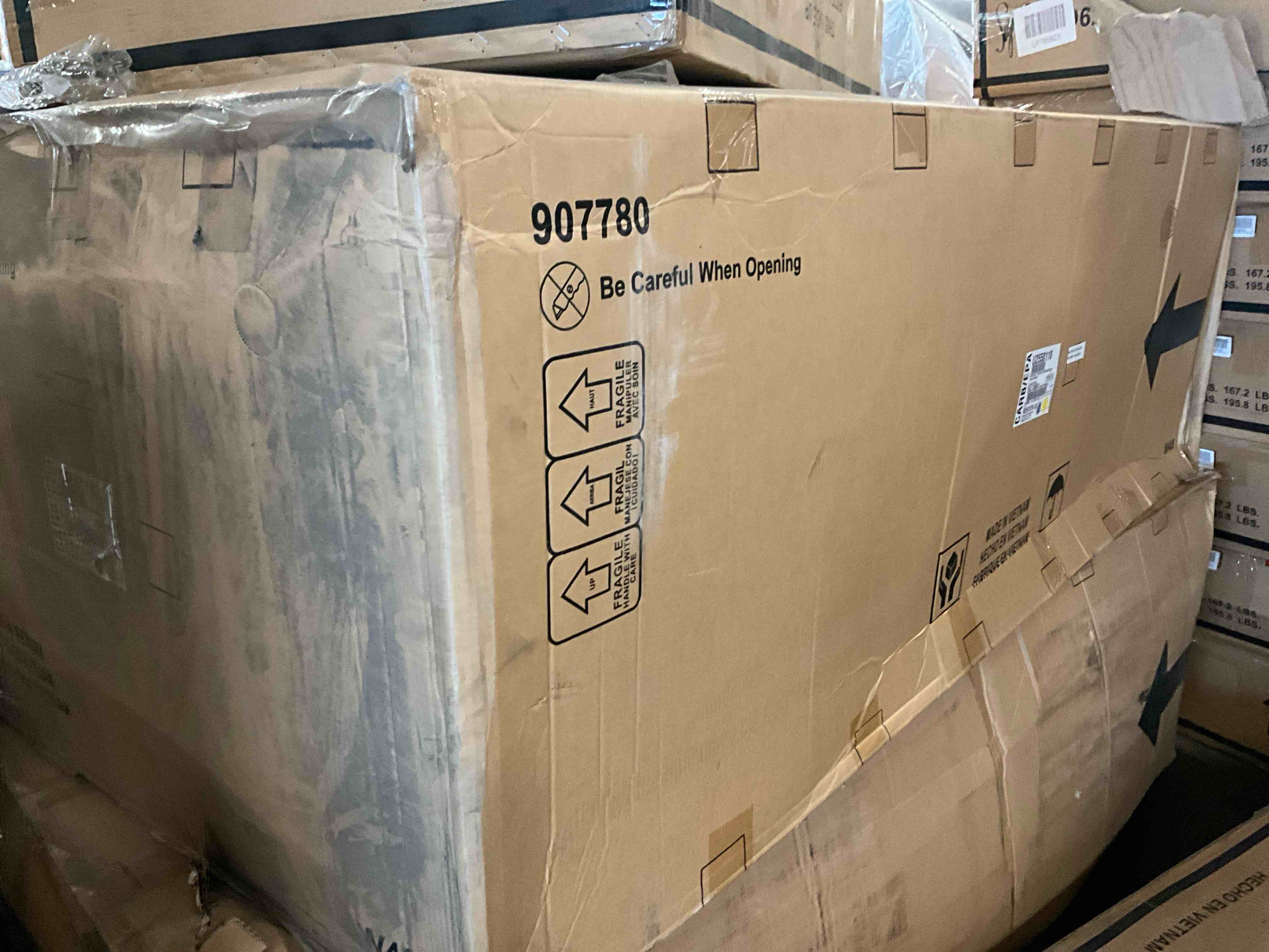 https://s3.amazonaws.com/lotting-images-prod/bidfta/PNK4873189_1778592435592.jpeg