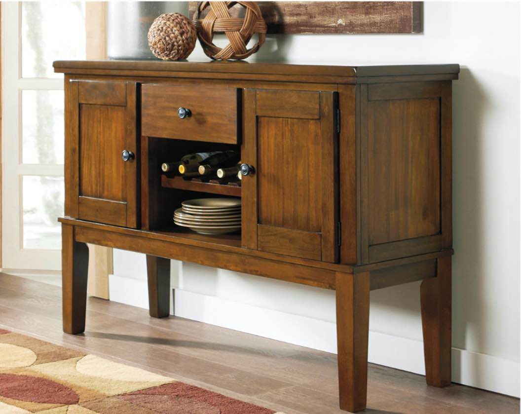 Ralene Dining Server