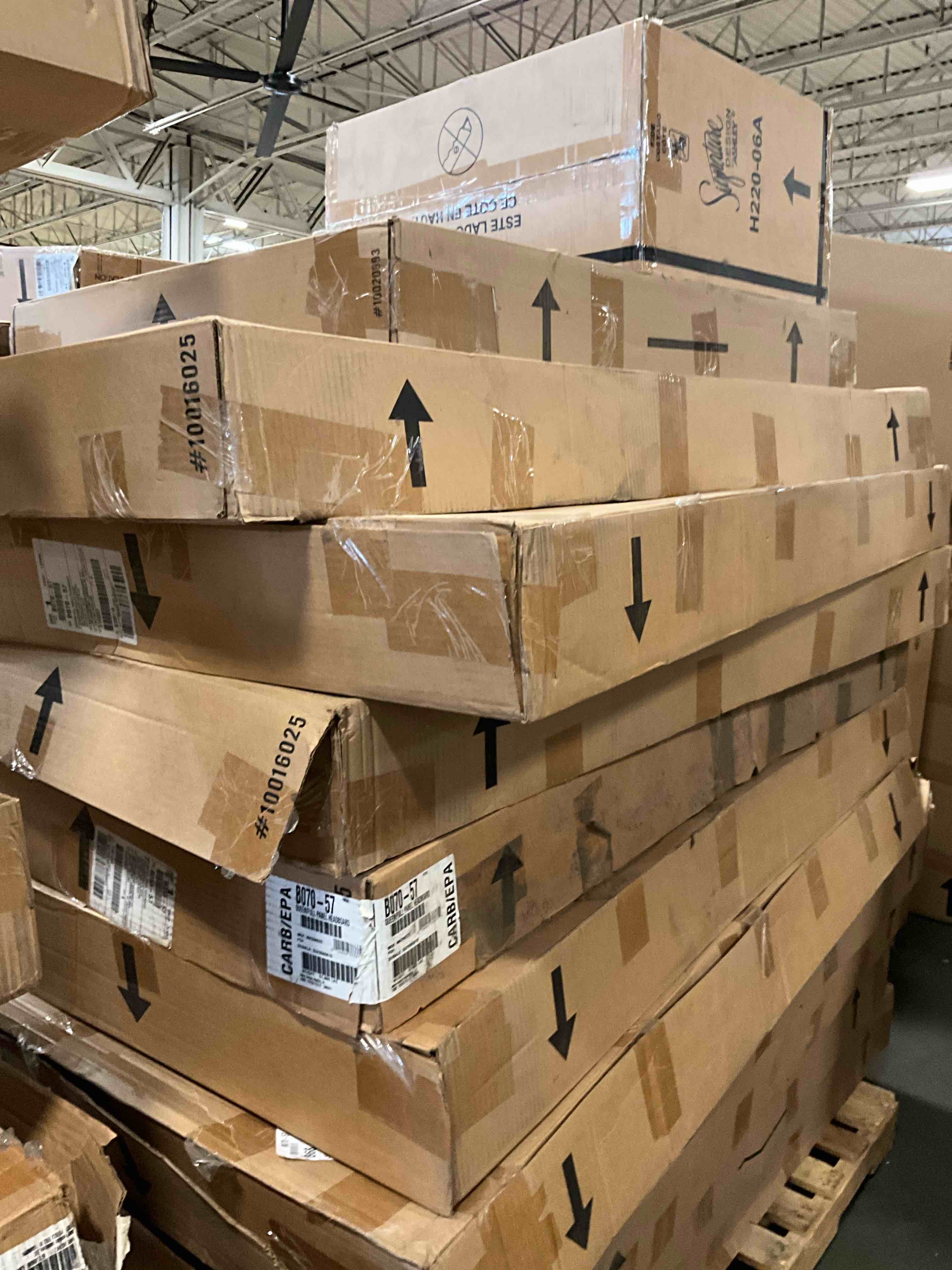 https://s3.amazonaws.com/lotting-images-prod/bidfta/PNK4873202_1779201151370.jpeg