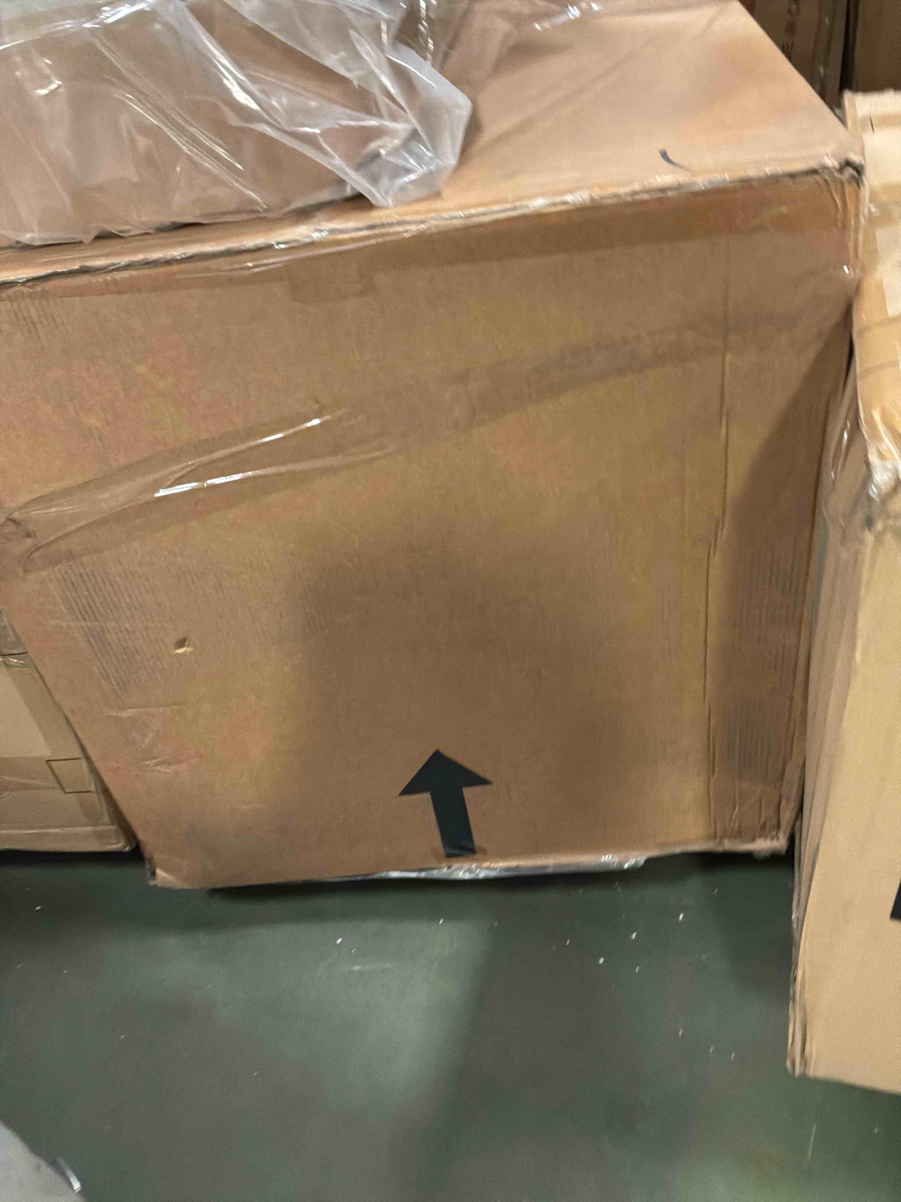 https://s3.amazonaws.com/lotting-images-prod/bidfta/PNK4873256_1778682075334.jpeg