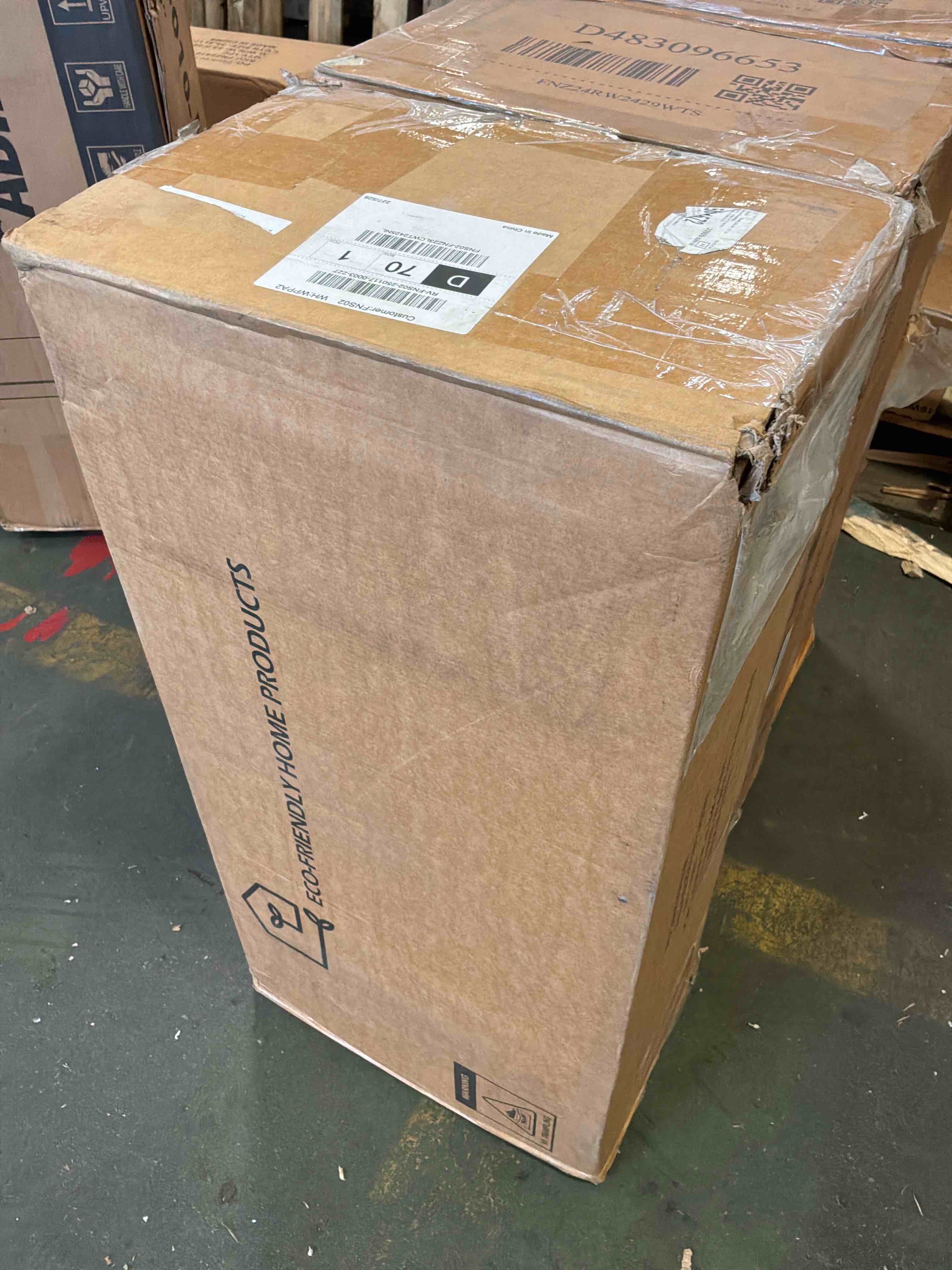 https://s3.amazonaws.com/lotting-images-prod/bidfta/PNK4873473_1780579650280.jpeg