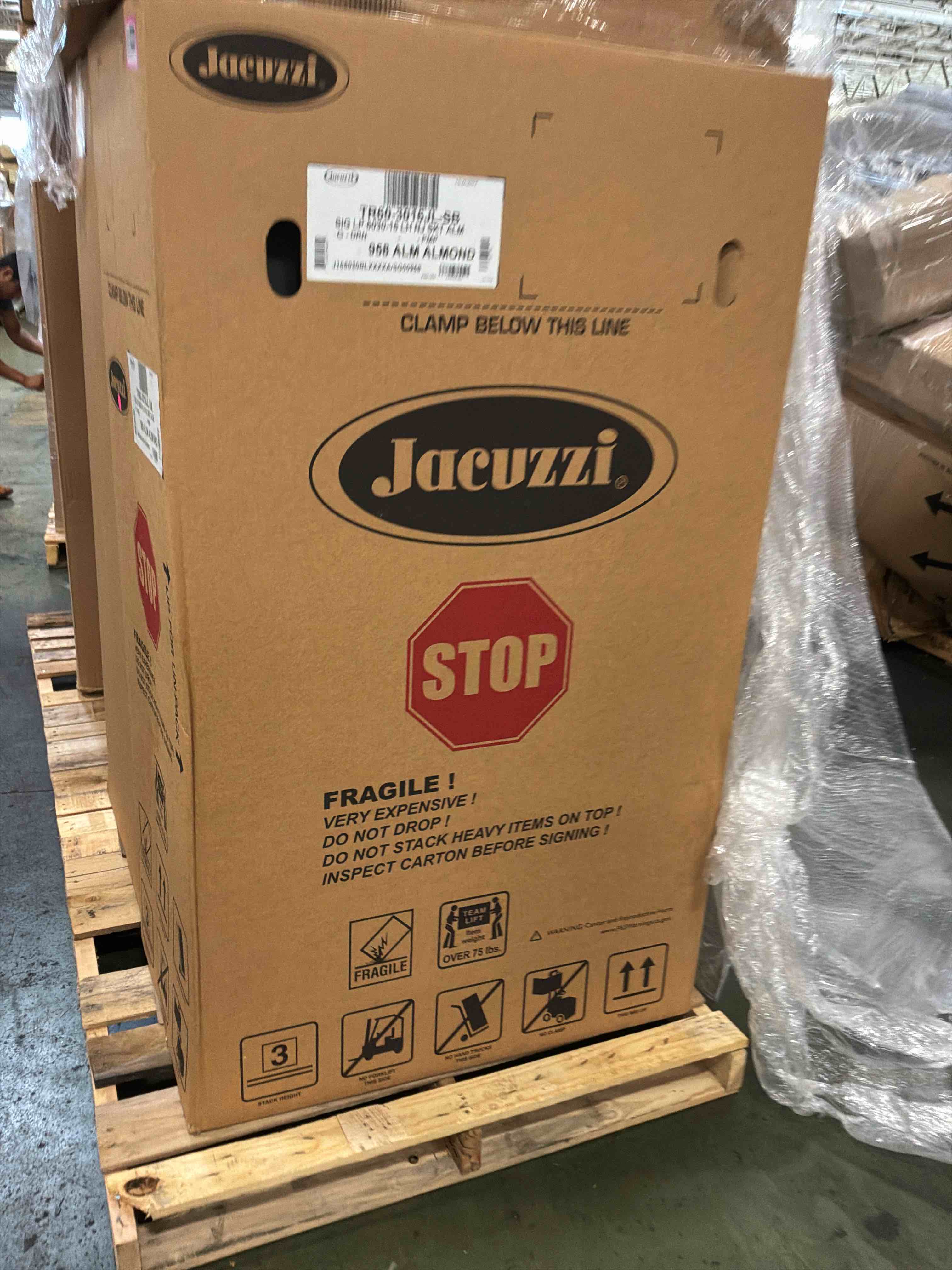 Condition photo showing Good Condition for jacuzzi luxury bath s1s 6032 right drain left pump motor 