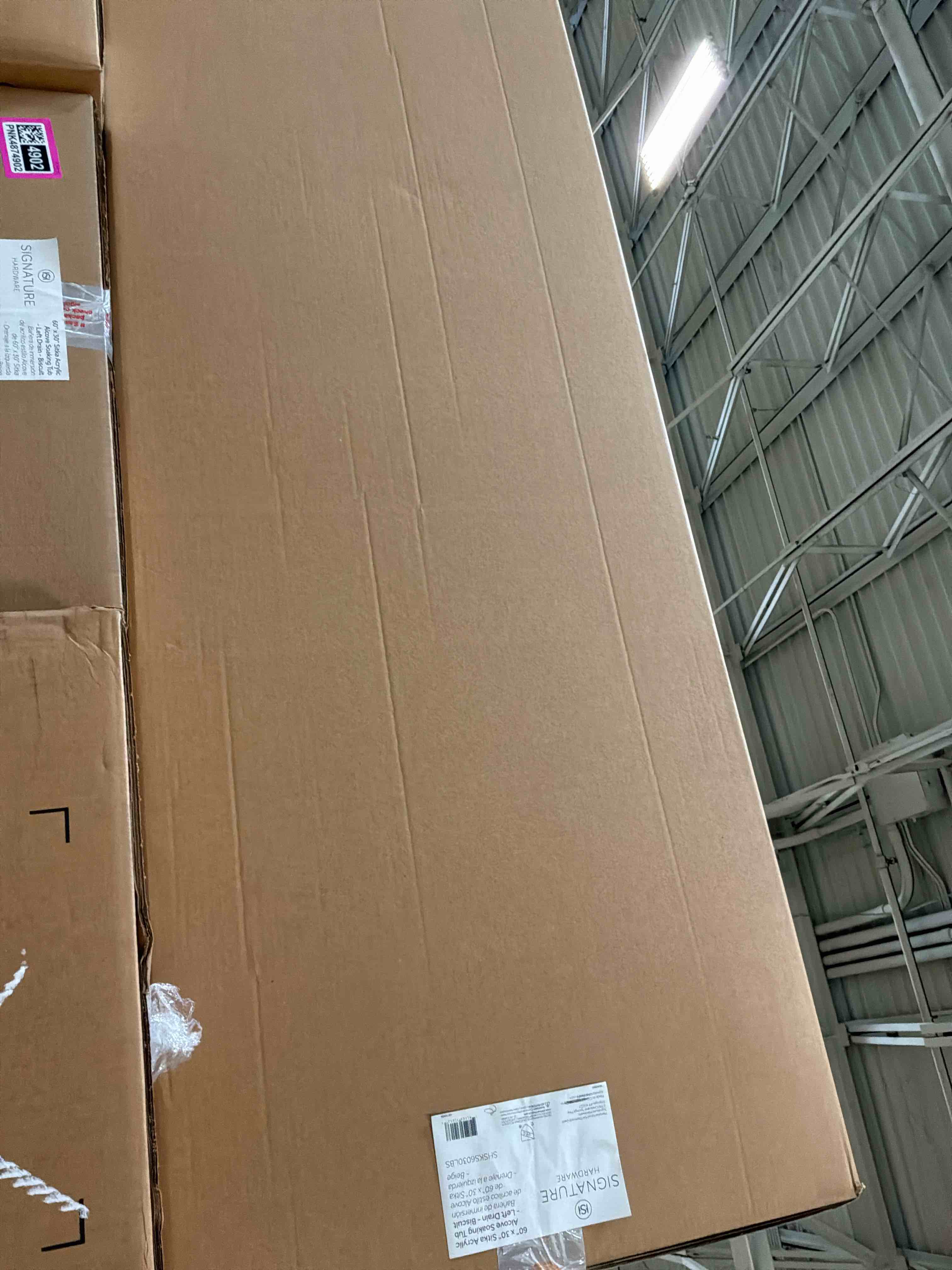 https://s3.amazonaws.com/lotting-images-prod/bidfta/PNK4874904_1782738707990.jpeg